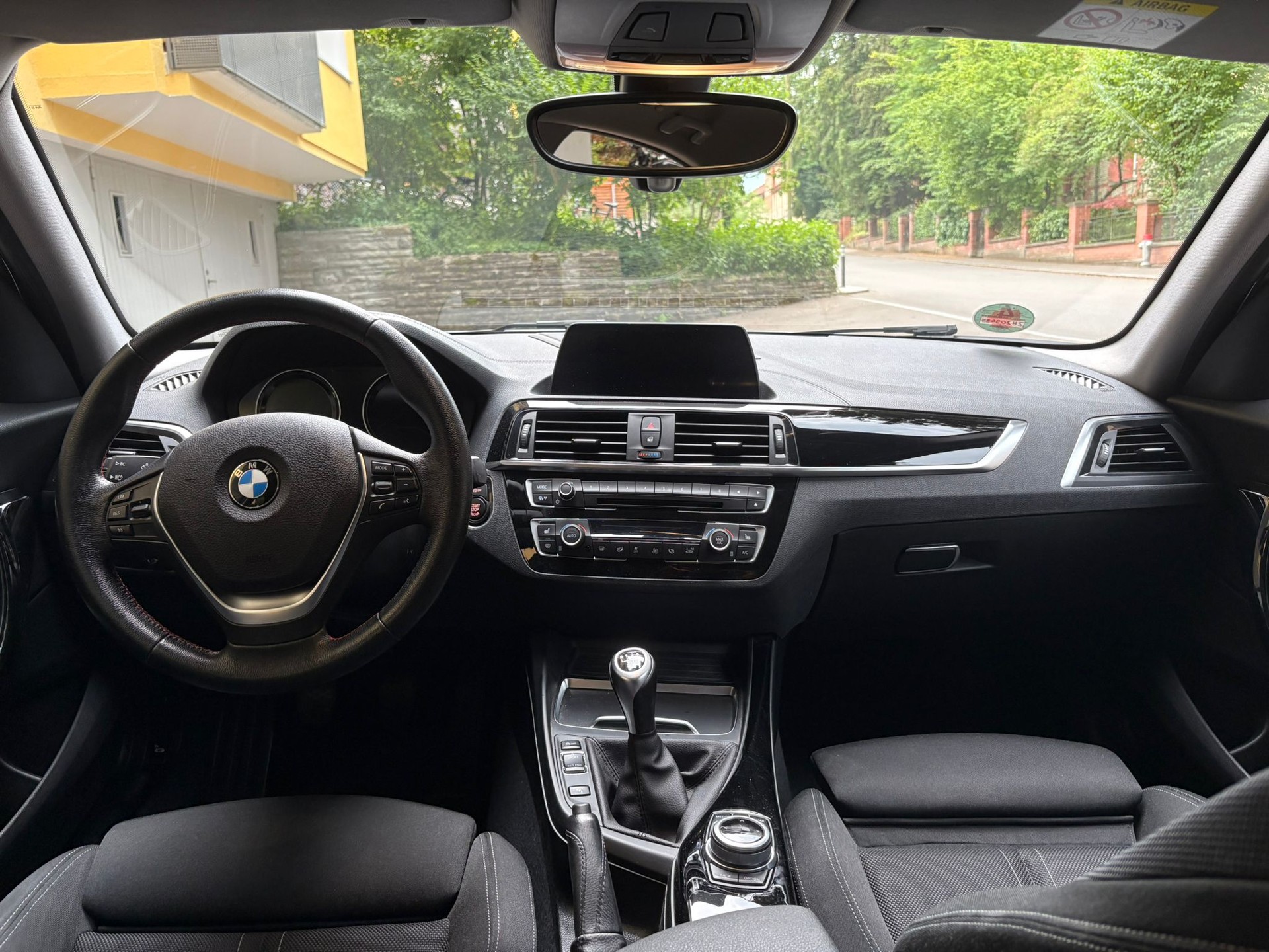 BMW 116i Business-image-9