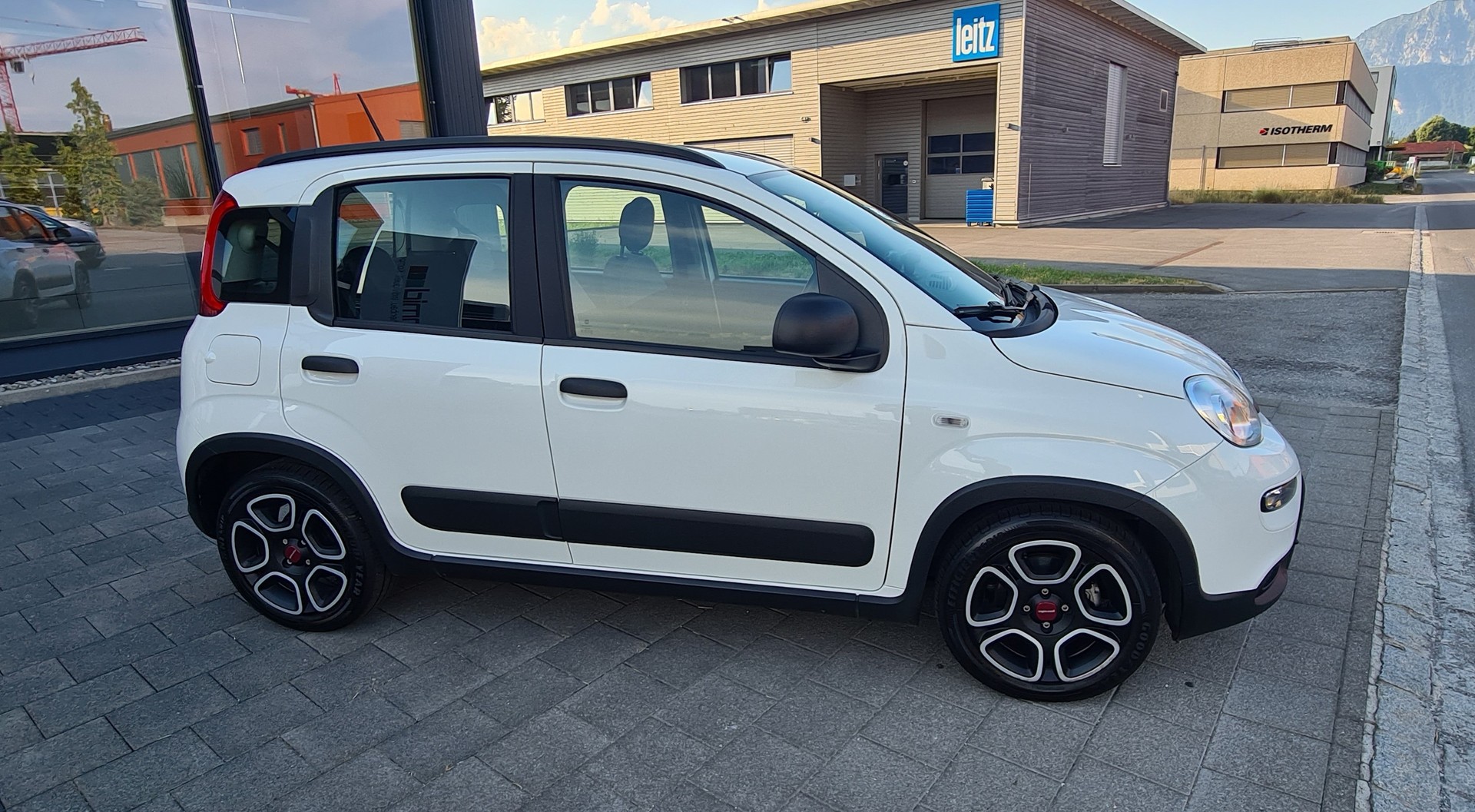 FIAT Panda 1.0 MHEV City Life-showroom-element-2