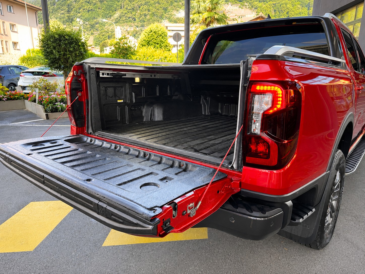FORD Ranger Wildtrak 2.0 Eco Blue e-4WD Automat-showroom-element-3
