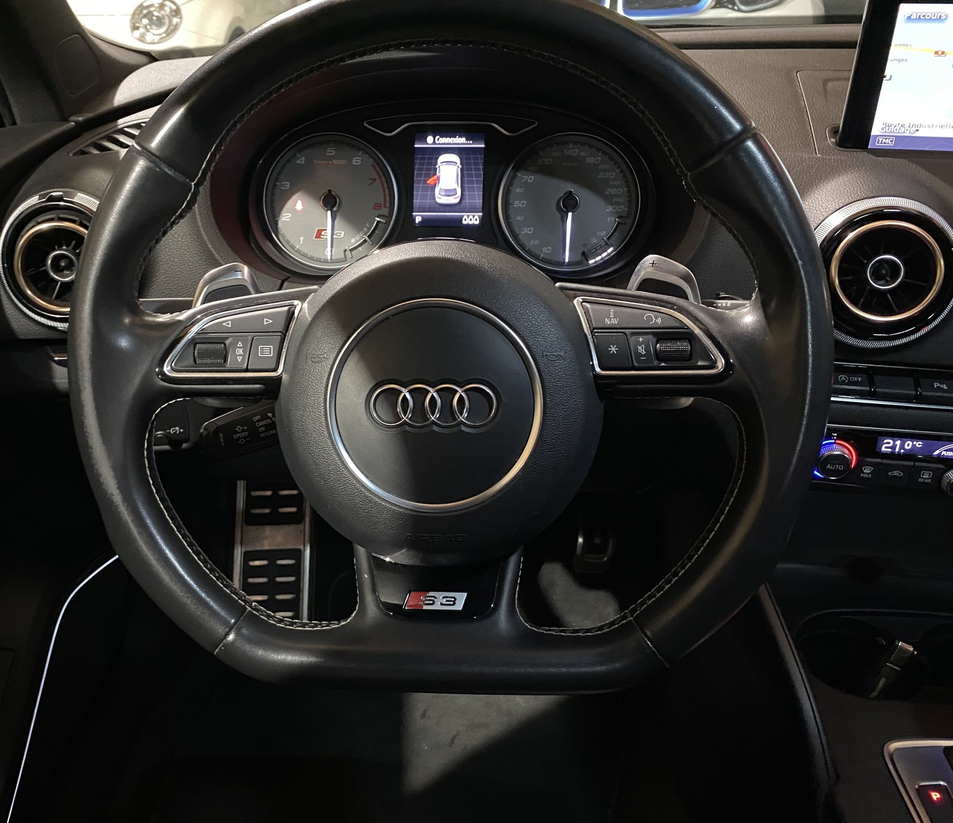 AUDI S3 Sportback 2.0 TFSI quattro S-tronic-image-19