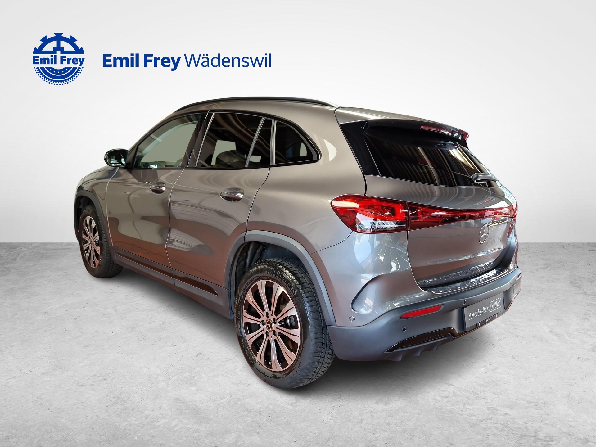 MERCEDES-BENZ EQA 350 4MATIC AMG Line-showroom-element-2