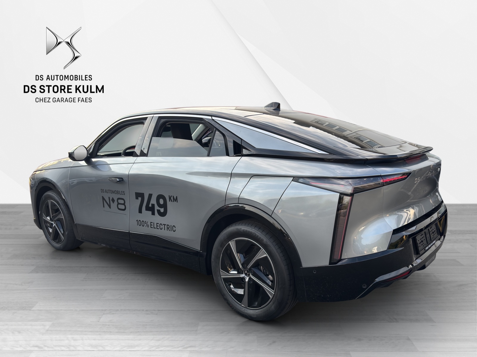 DS AUTOMOBILES No8 E-Tense Pallas-showroom-element-3