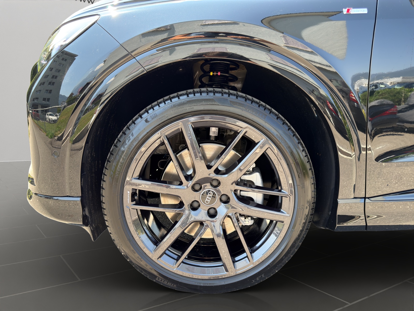 AUDI Q4 Sportback e-tron quattro performance Swiss Ski-image-15