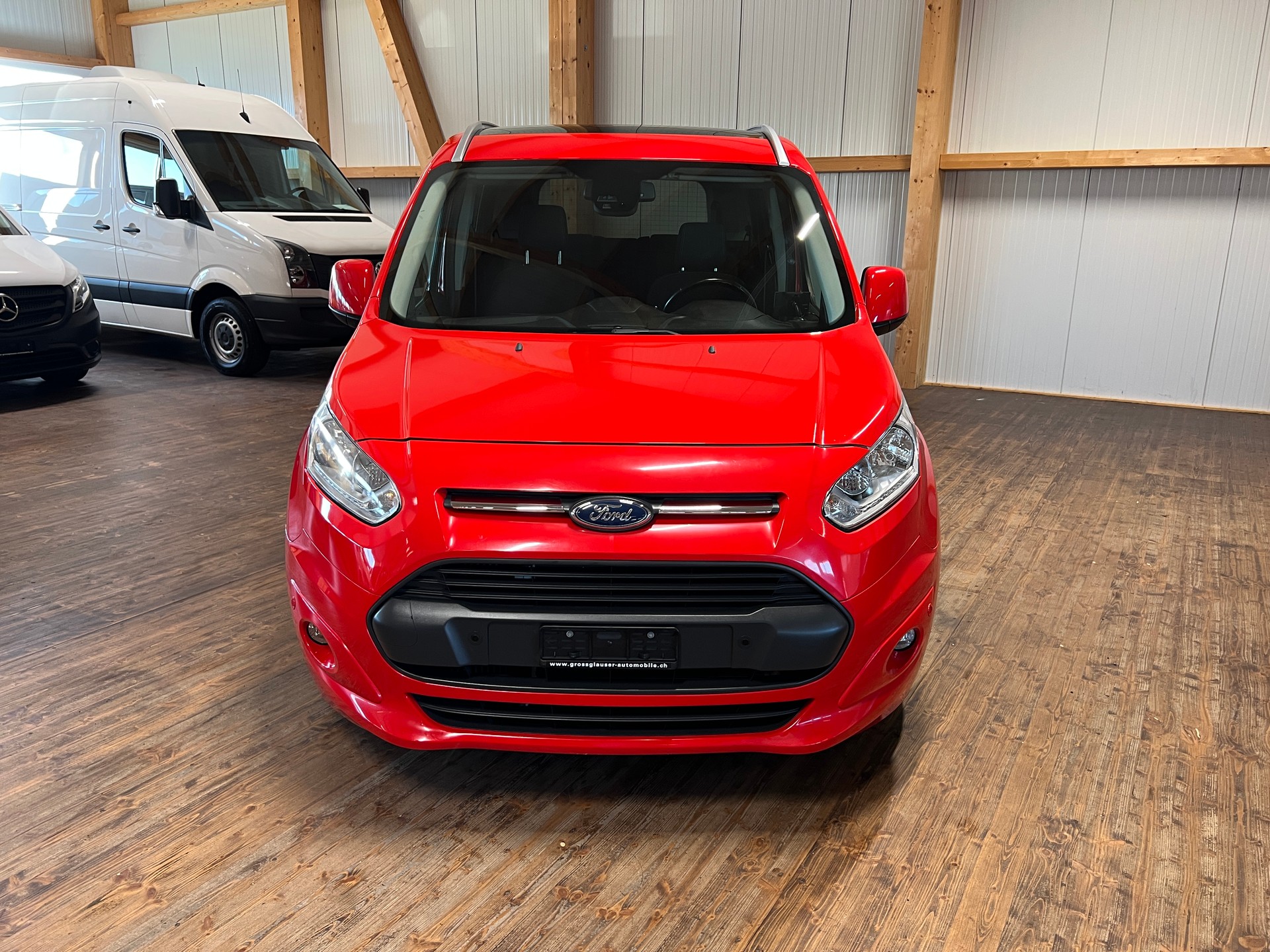 FORD Grand Tourneo Connect 1.5 TDCi Titanium Powershift-showroom-element-1