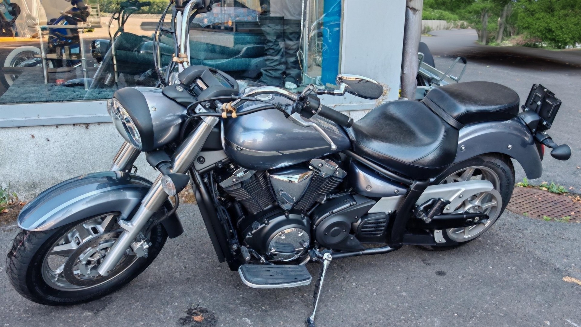 YAMAHA XVS 1300 A Midnight Star-image-0