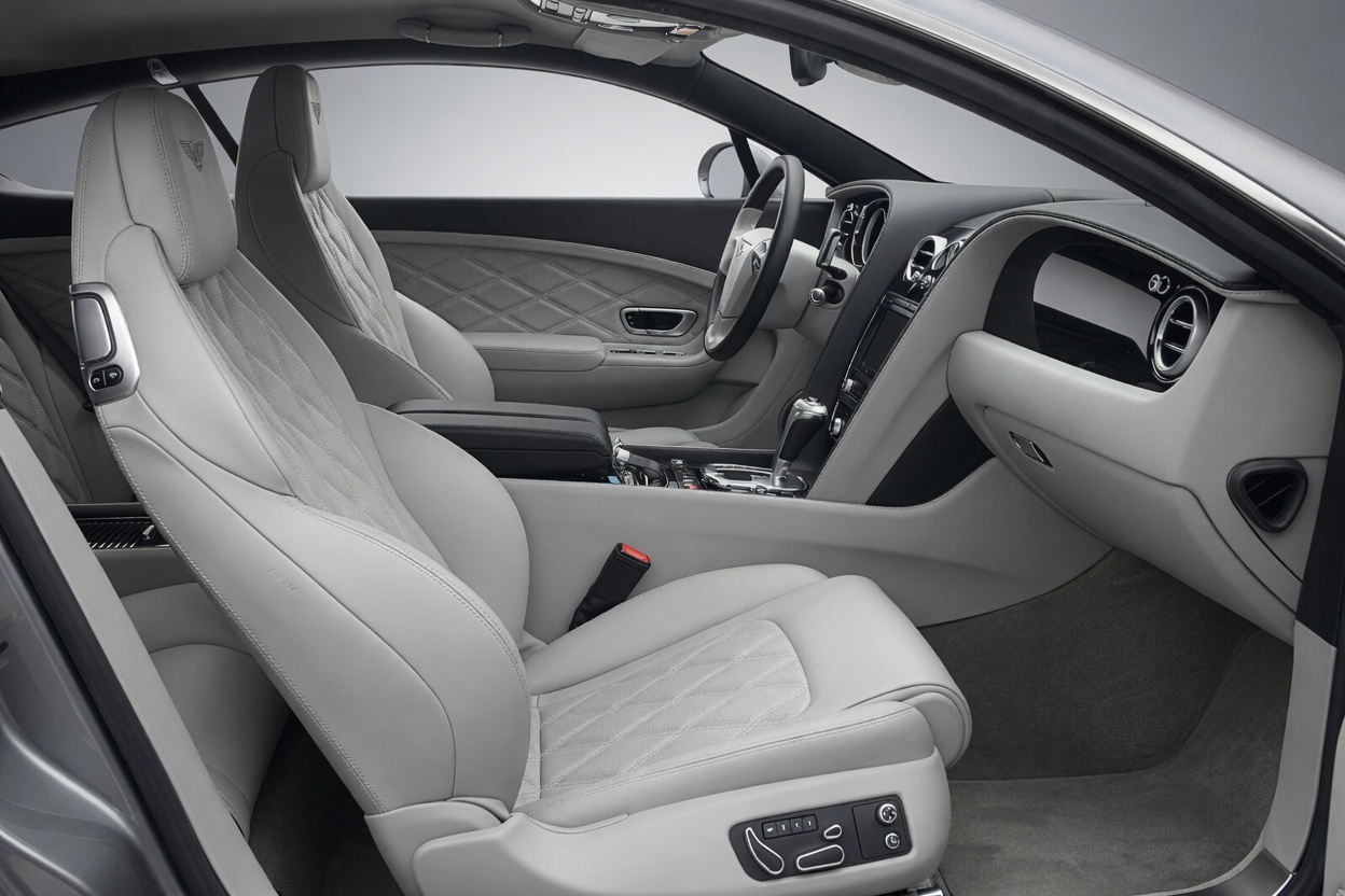 BENTLEY Continental GT 4.0 V8-image-11