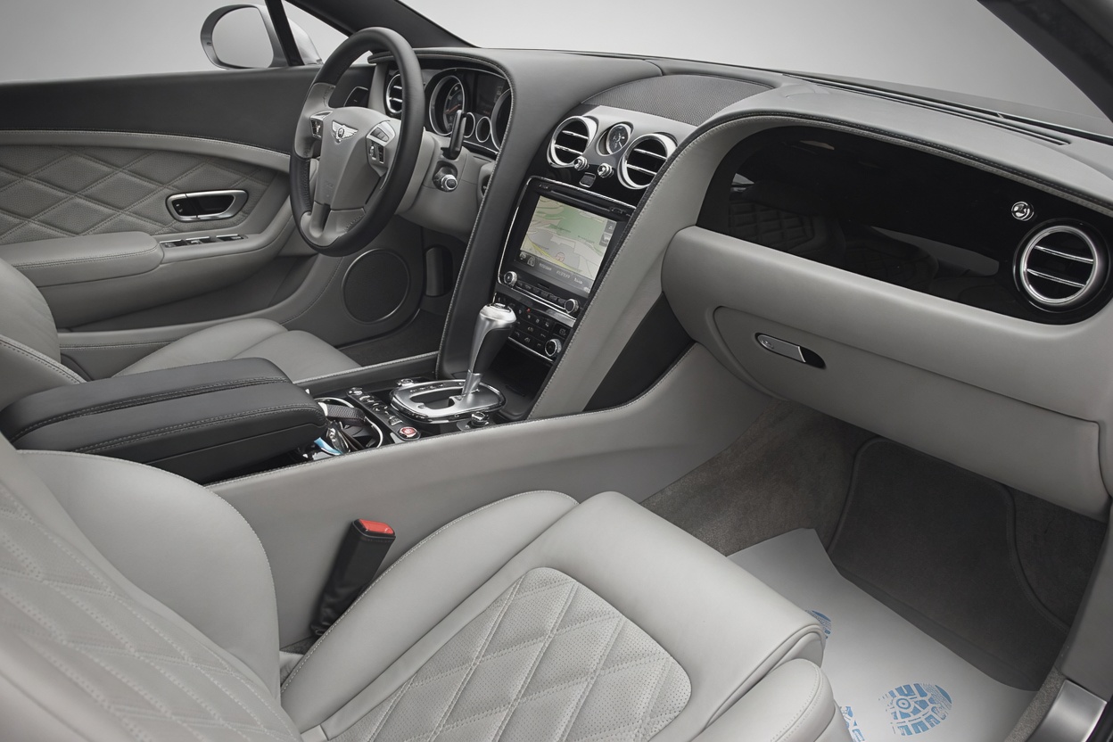 BENTLEY Continental GT 4.0 V8-image-10