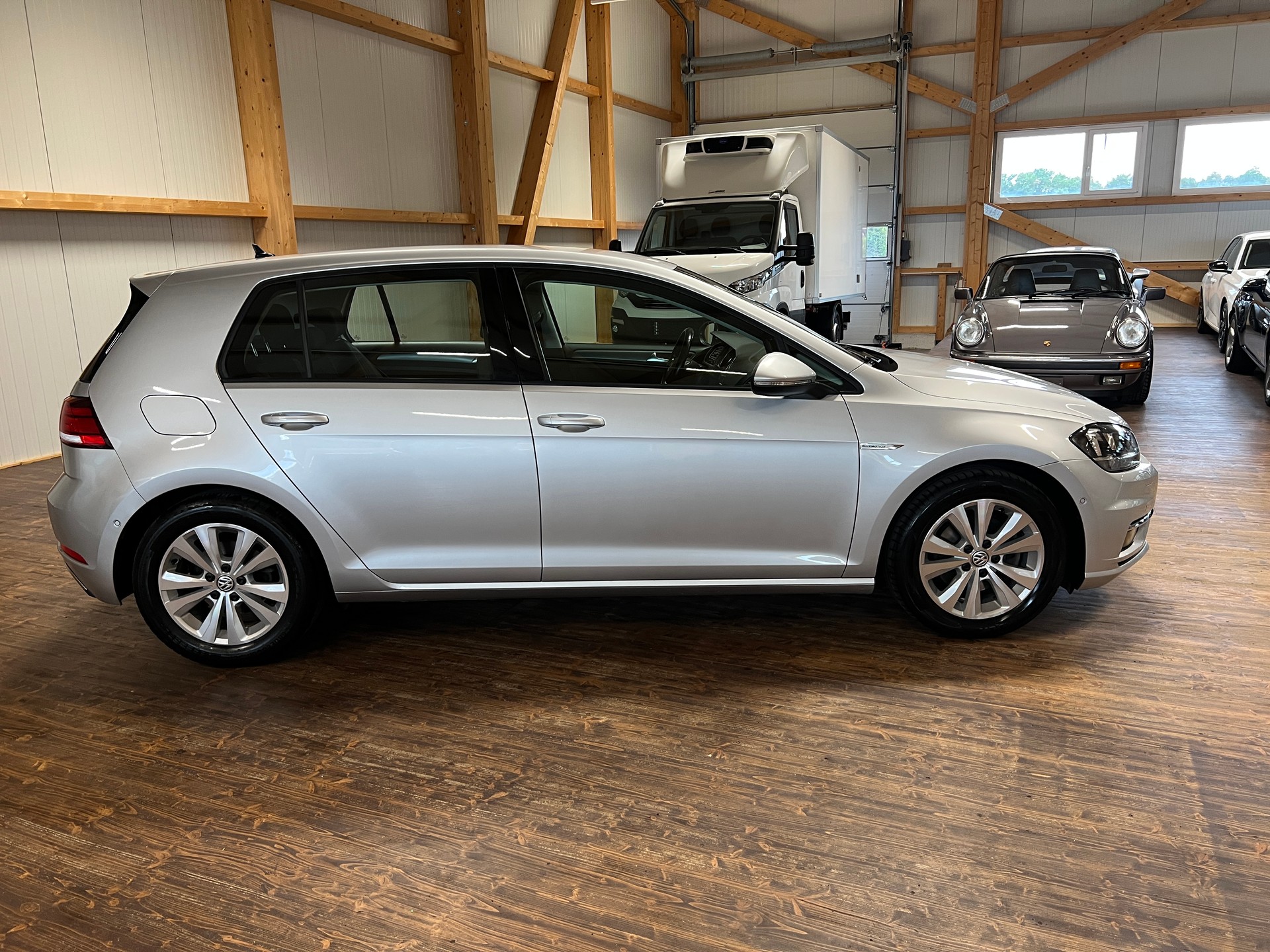 VW Golf 1.5 TSI EVO Comfortline-showroom-element-3