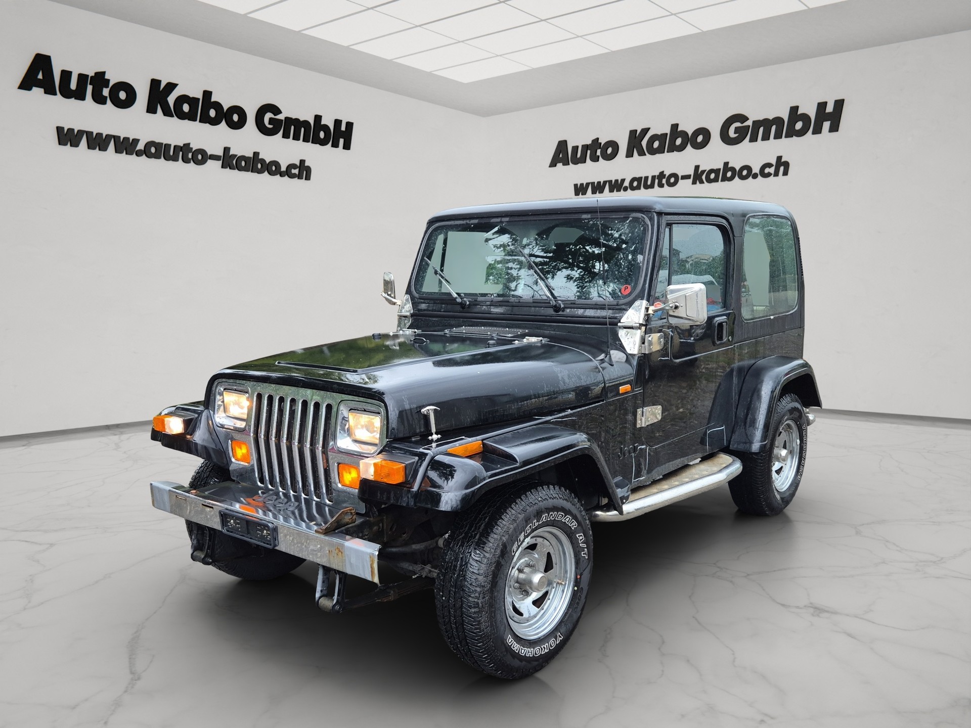 JEEP Wrangler 4.0 Laredo Automatic-image-2