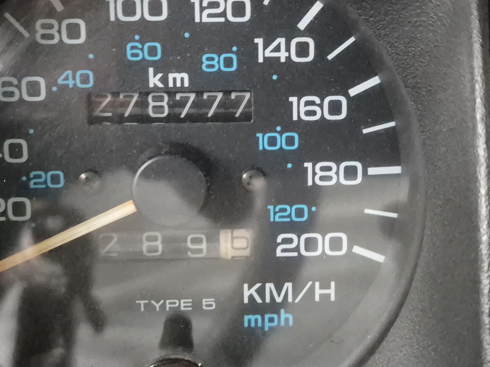 JEEP Wrangler 4.0 Laredo Automatic-image-13