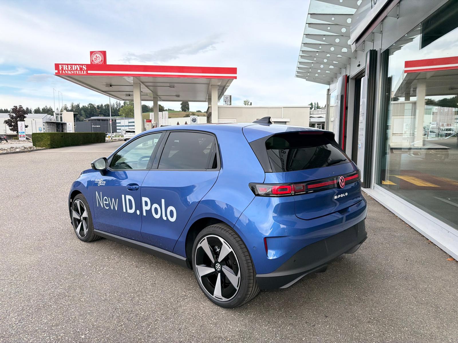 VW ID.Polo 52 kWh Style Edition One Plus-showroom-element-2