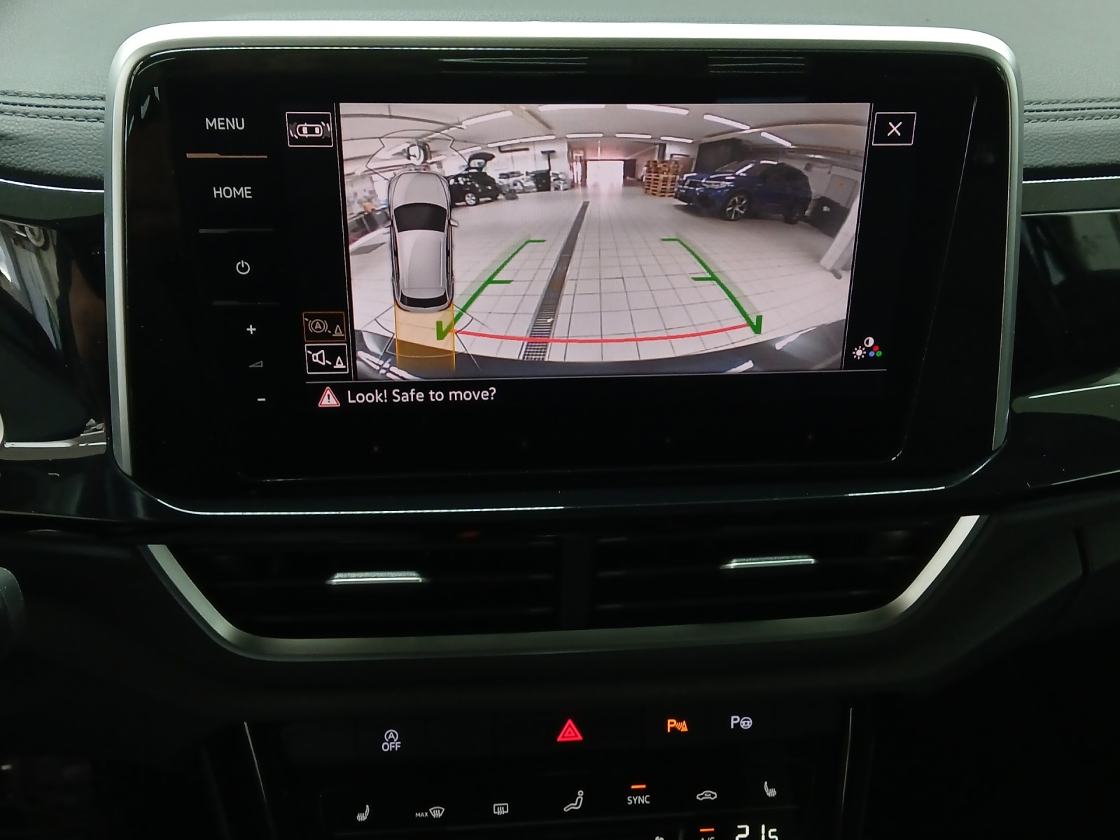 VW T-Roc 2.0 TSI R-Line DSG 4Motion-image-15