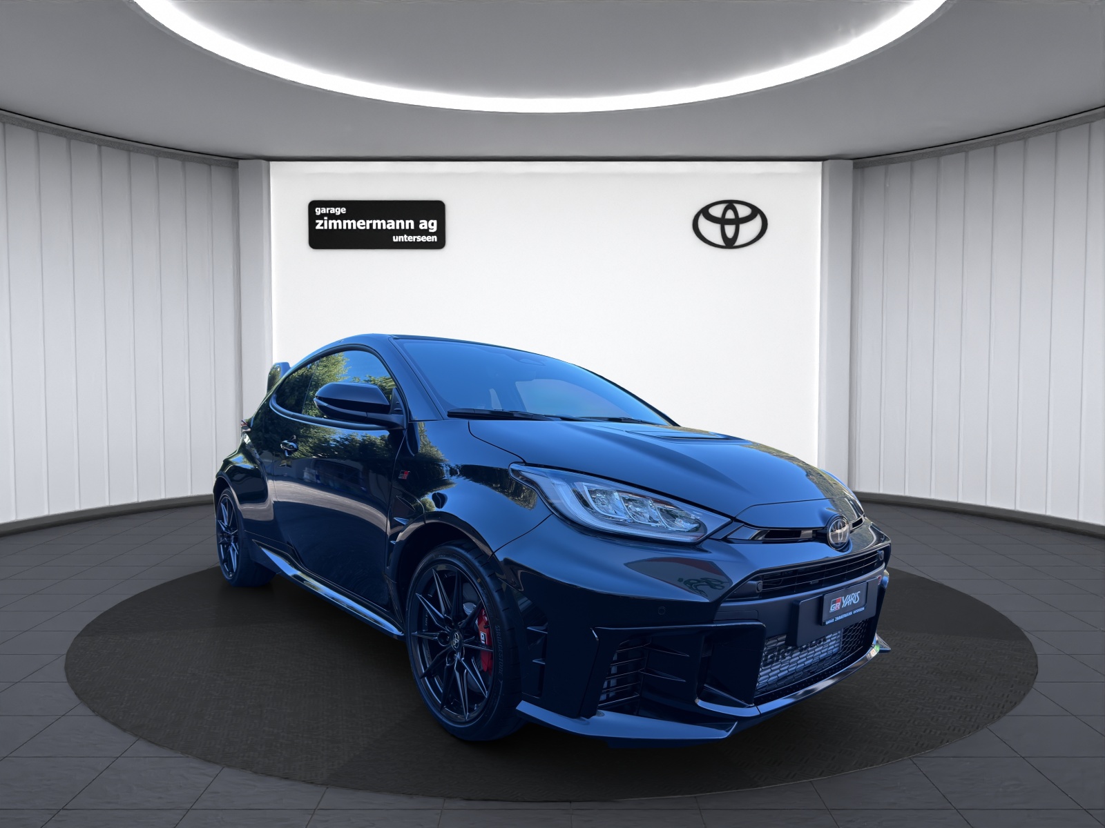 TOYOTA GR Yaris 1.6 Turbo Sport 4x4-showroom-element-2
