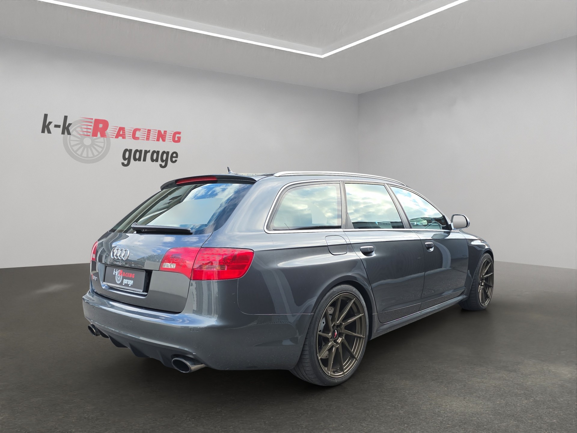 AUDI RS6 ABT Avant 5.0 TFSI V10 quattro tiptronic-showroom-element-3