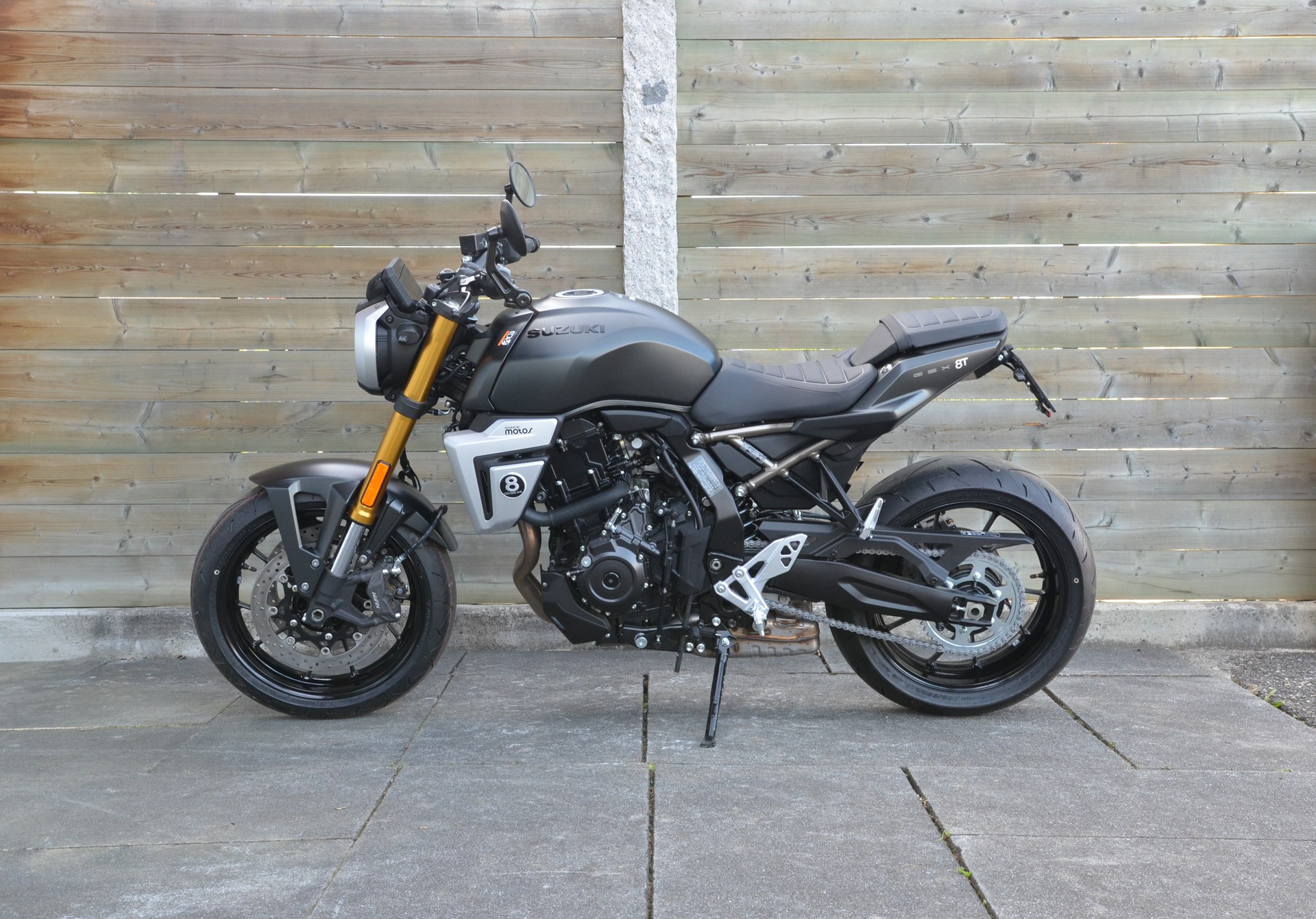 SUZUKI GSX-8T-image-0