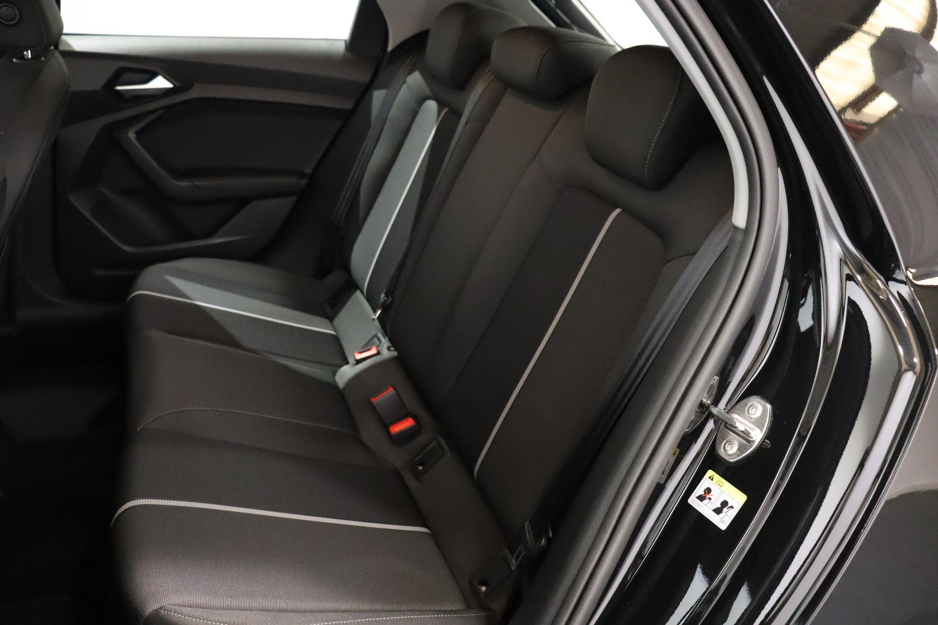 AUDI A1 Sportback 1.0 30 TFSI S-Tronic-image-9