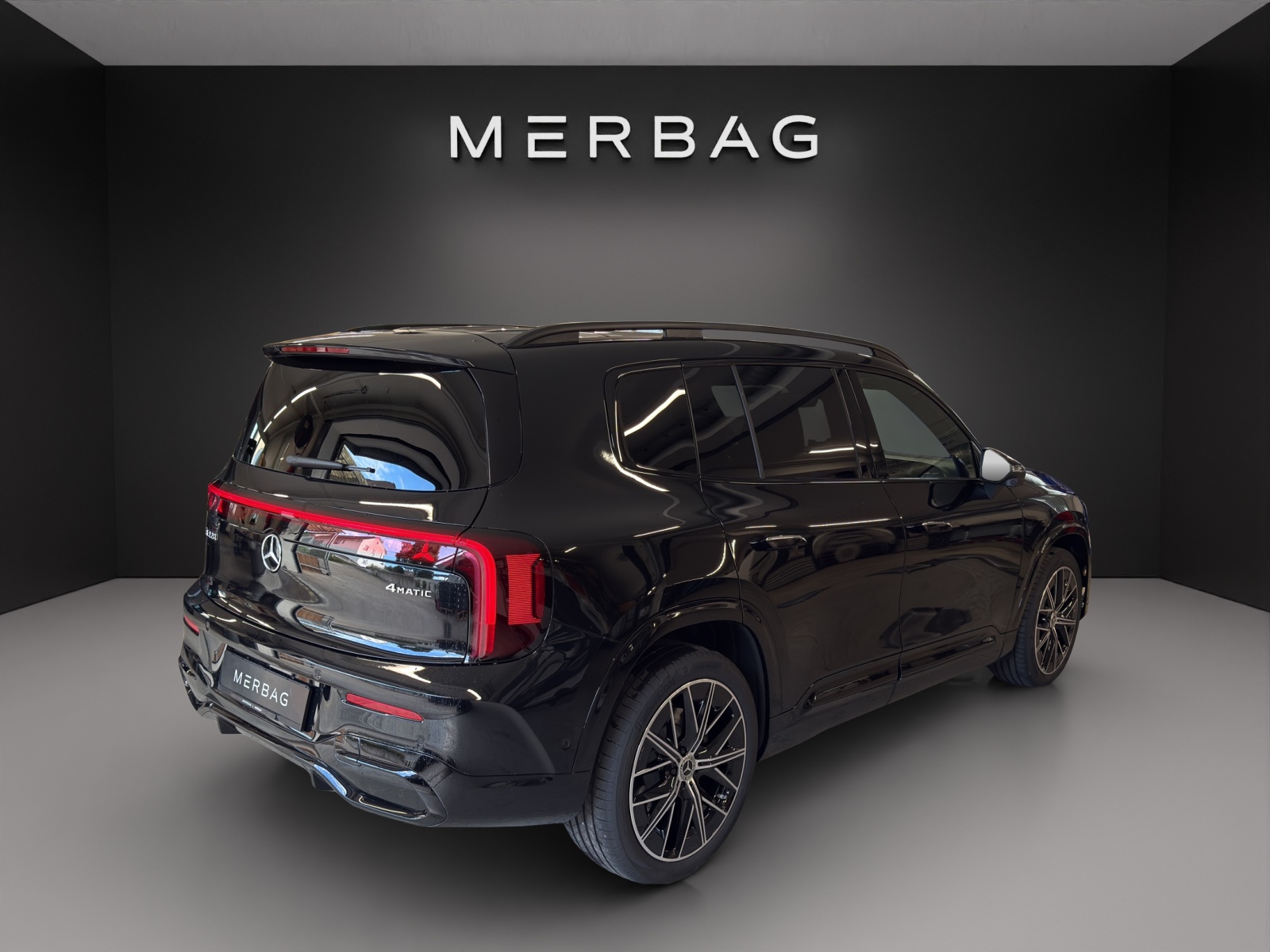 MERCEDES-BENZ GLB 220 4Matic 8G-Tronic-image-6