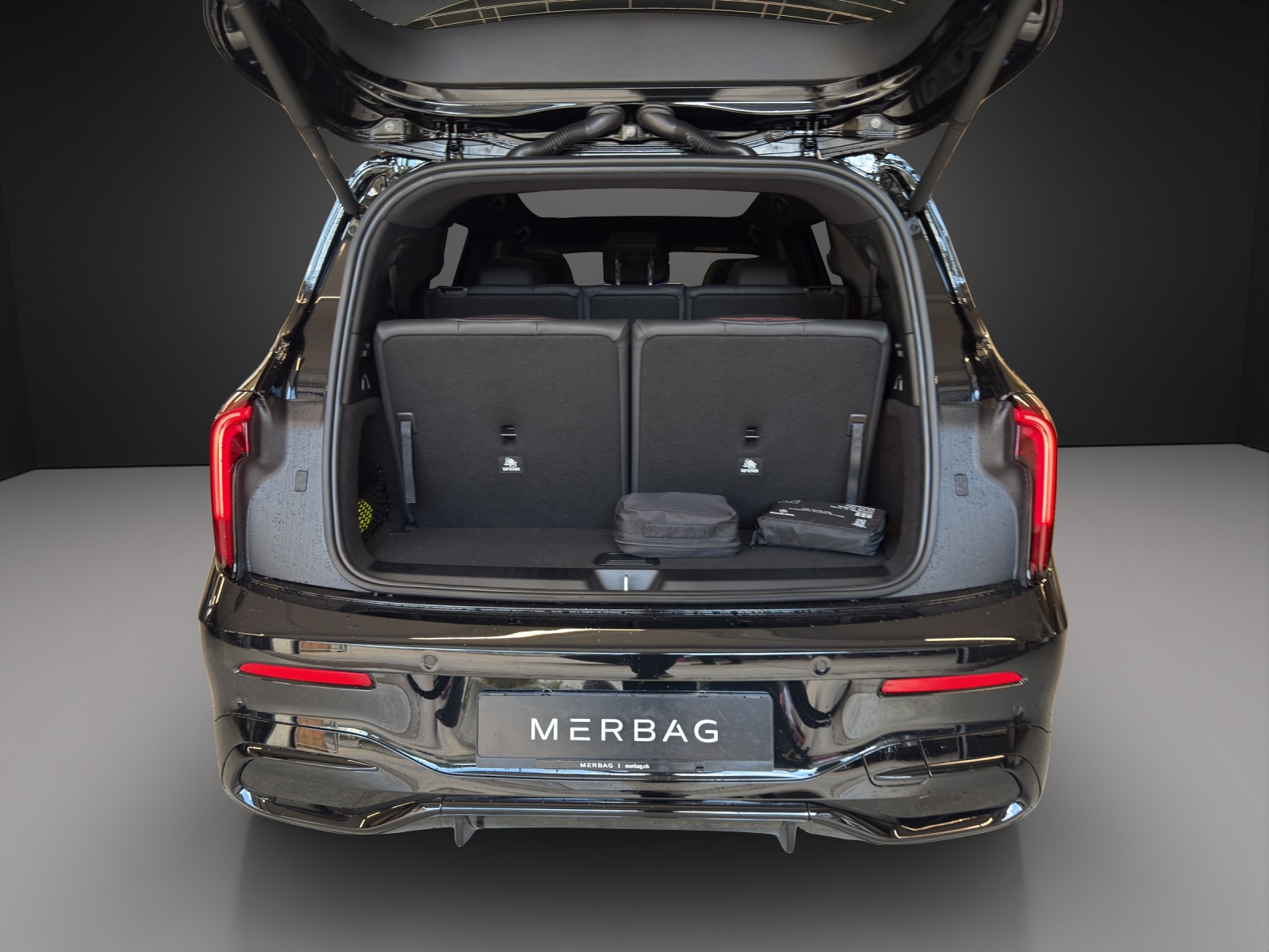 MERCEDES-BENZ GLB 220 4Matic 8G-Tronic-image-14