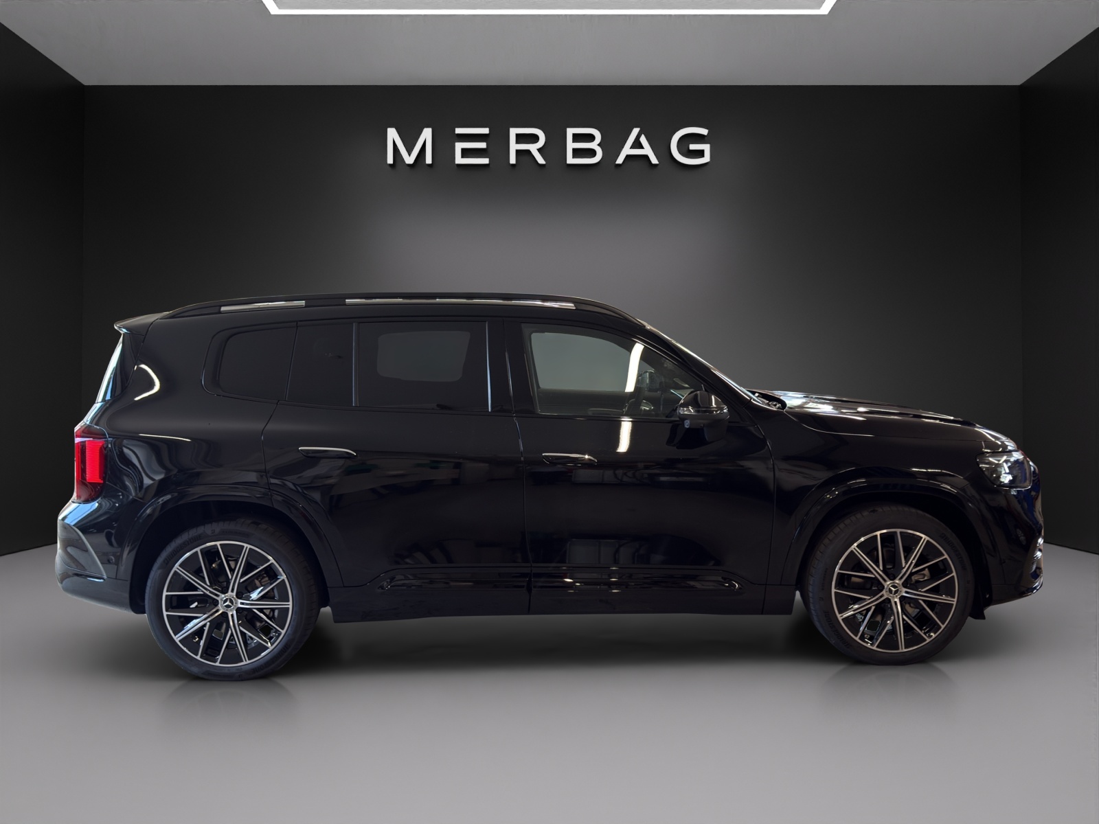 MERCEDES-BENZ GLB 220 4Matic 8G-Tronic-image-7