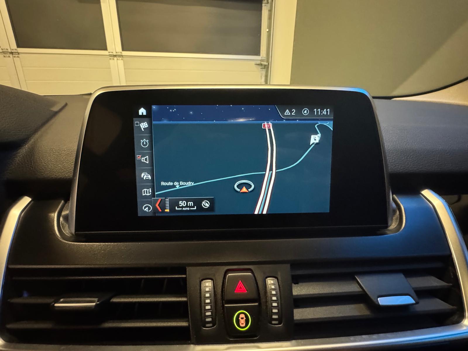 BMW 225xe iPerformance Active Tourer Steptronic-image-19