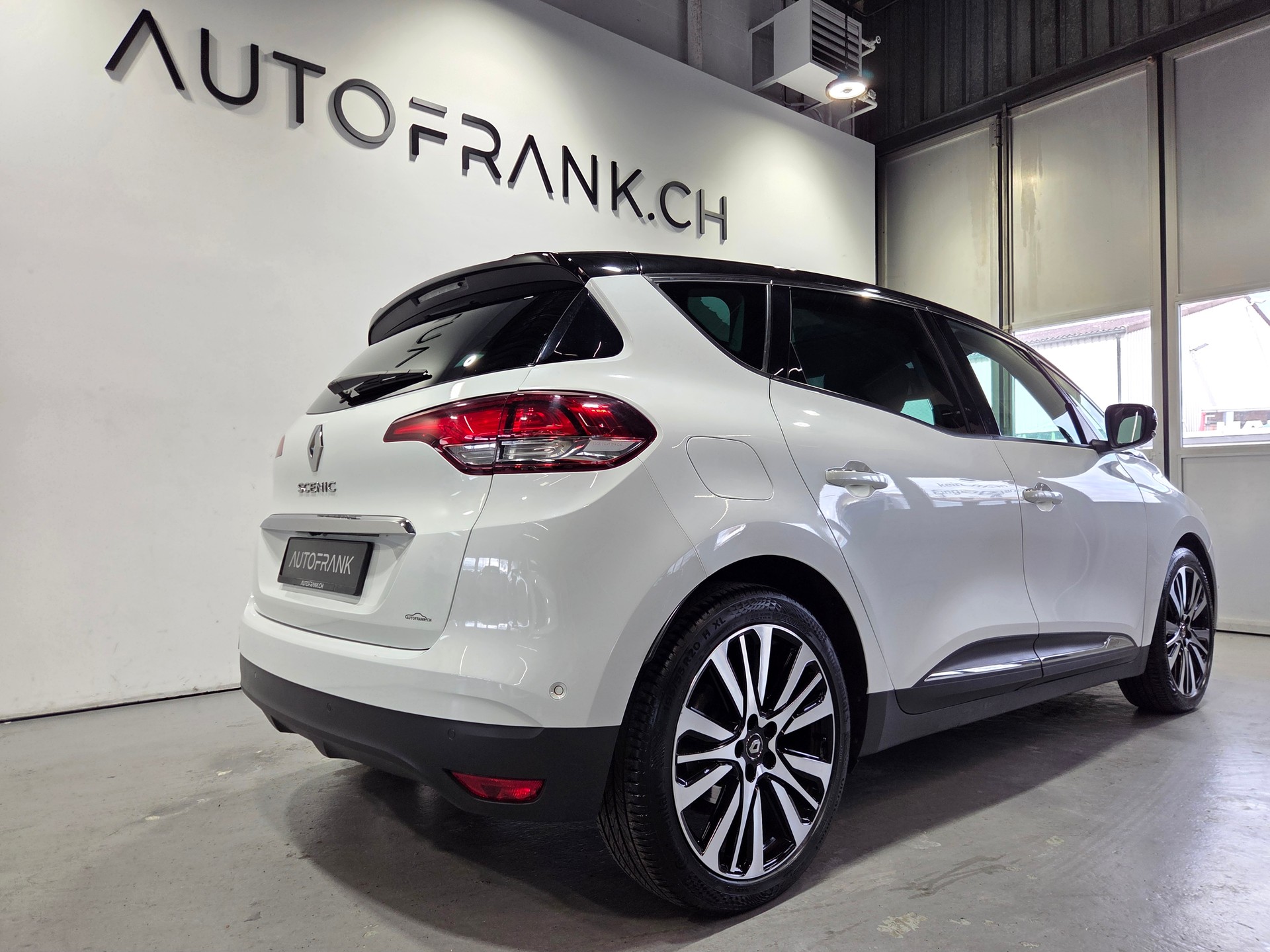 RENAULT Scénic 1.3 TCe 160 Initiale EDC-image-6