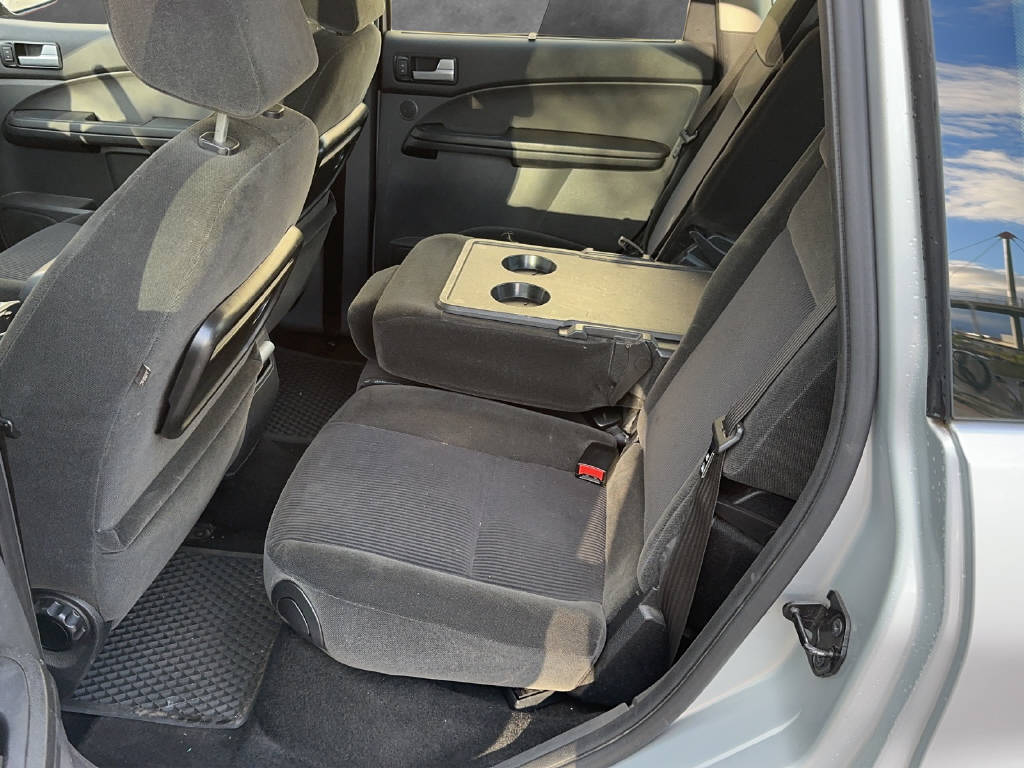 FORD C-Max 2.0 16V TDCi Ghia-image-13