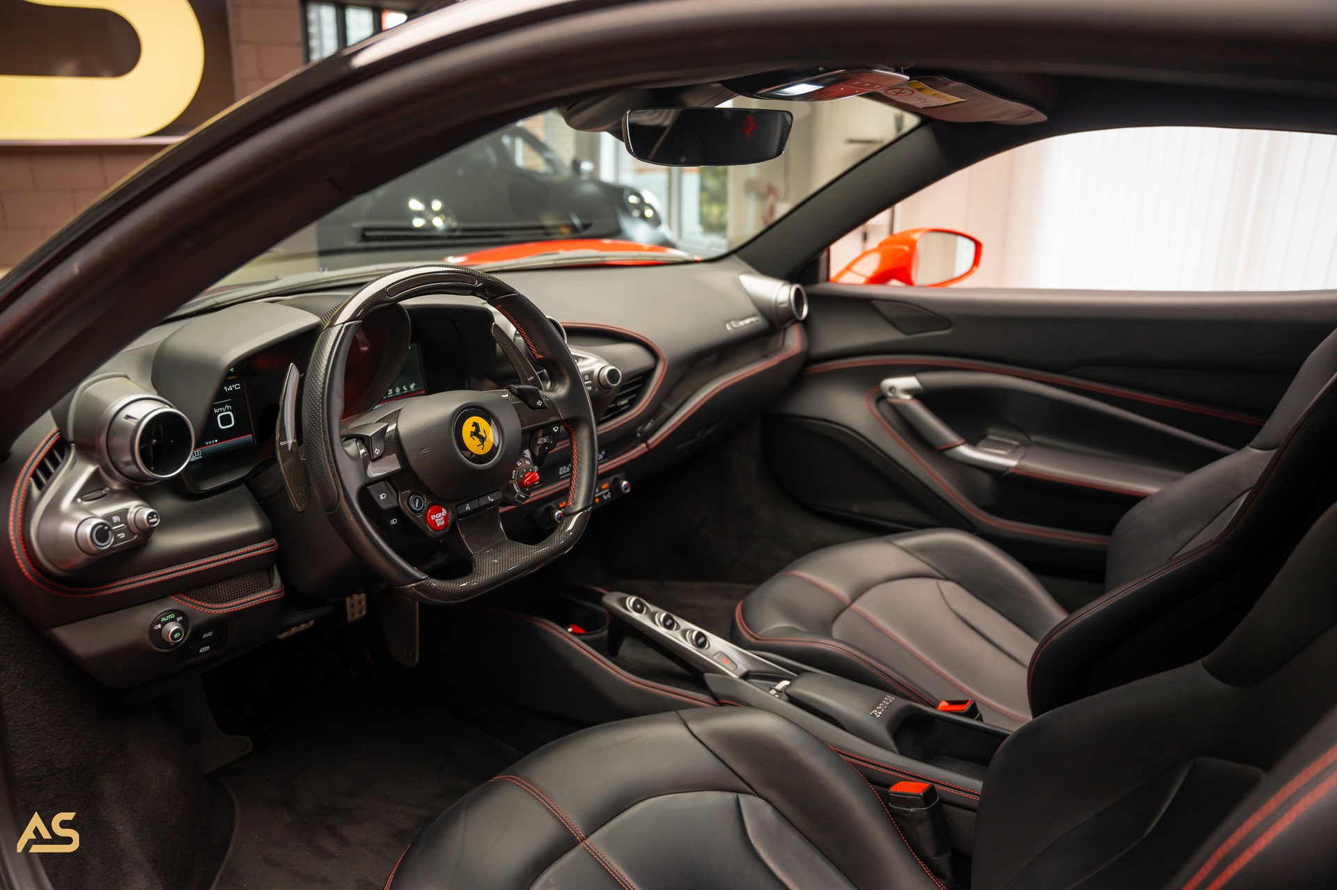 FERRARI F8 Tributo (CH) ROSSO CORSA | FERRARI GARANTIE | Liftsystem | Carbon-image-14