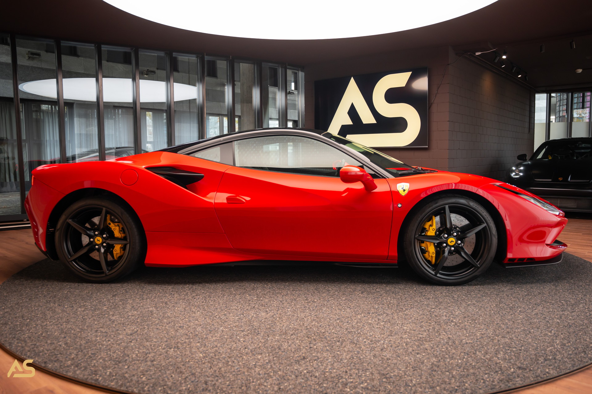 FERRARI F8 Tributo (CH) ROSSO CORSA | FERRARI GARANTIE | Liftsystem | Carbon-image-6