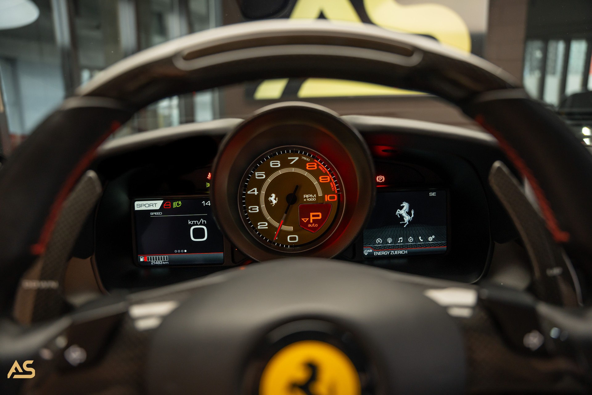 FERRARI F8 Tributo (CH) ROSSO CORSA | FERRARI GARANTIE | Liftsystem | Carbon-image-26