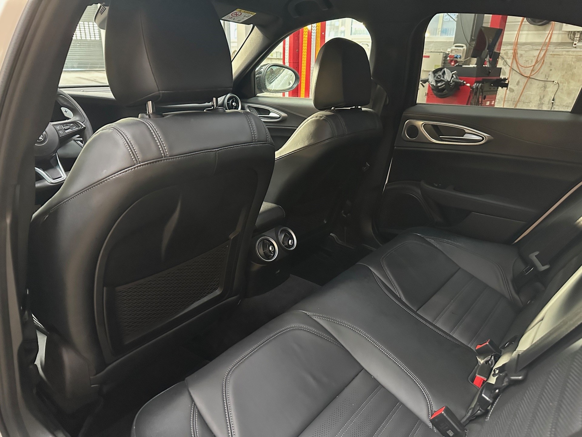 ALFA ROMEO Giulia 2.0 Veloce Pack Premium Q4 AT8-image-11