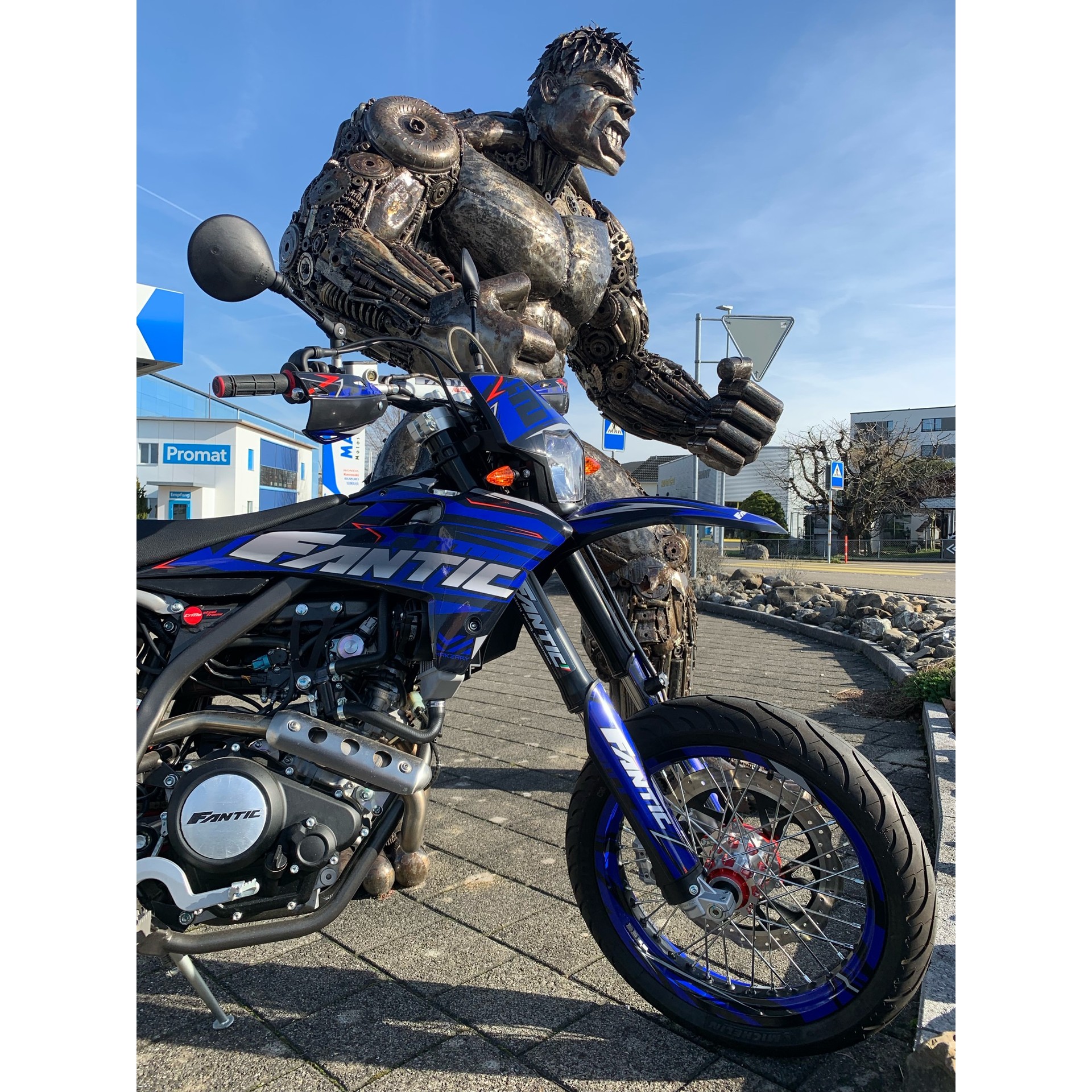 FANTIC XMF 125 Performance Motard-image-2