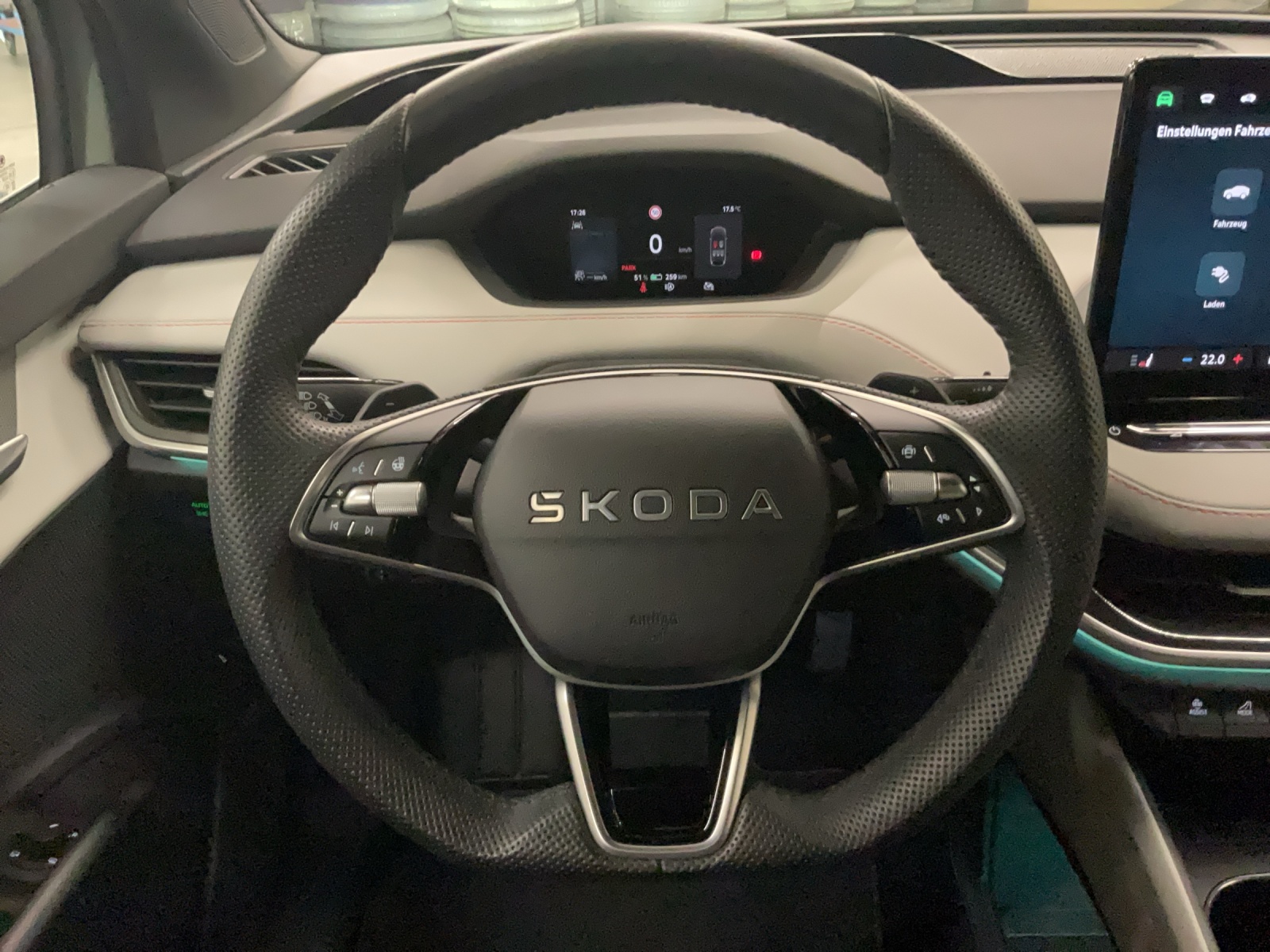 SKODA Elroq 85-image-6