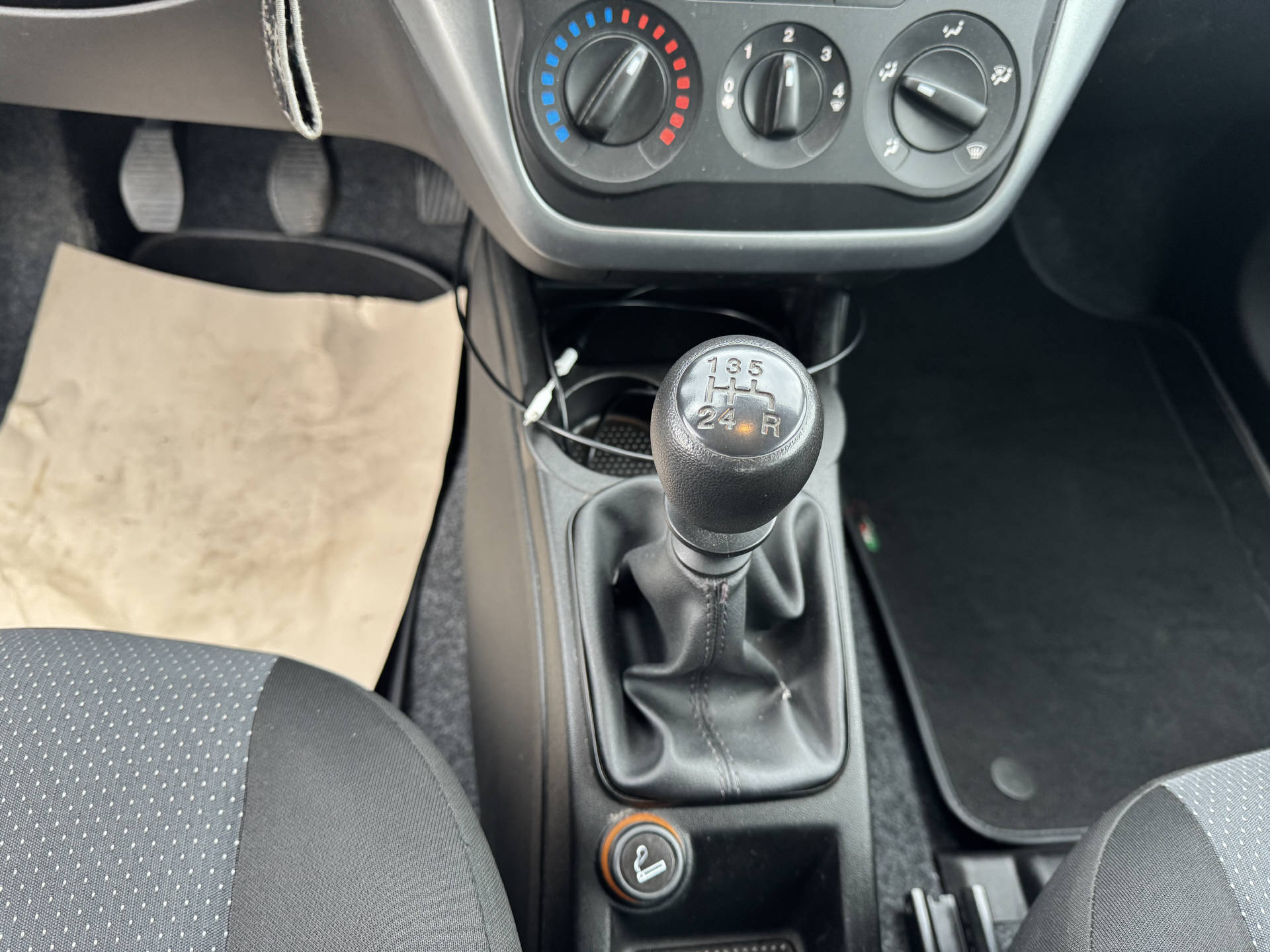 FIAT Punto 1.2 8V Pop Star S/S-image-11