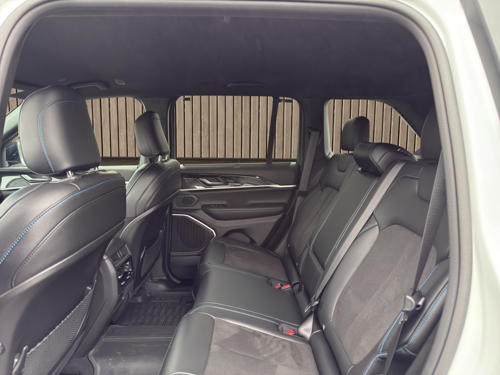 JEEP Grand Cherokee 2.0 Plug-in-Hybrid Trailhawk 4xe-image-4