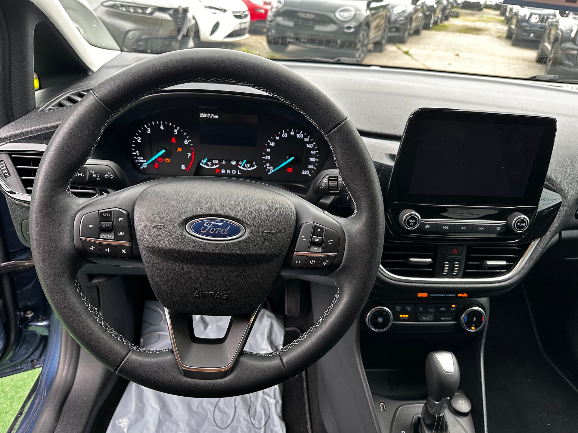 FORD Fiesta 1.0 SCTi MHEV ST Line Automat-image-9