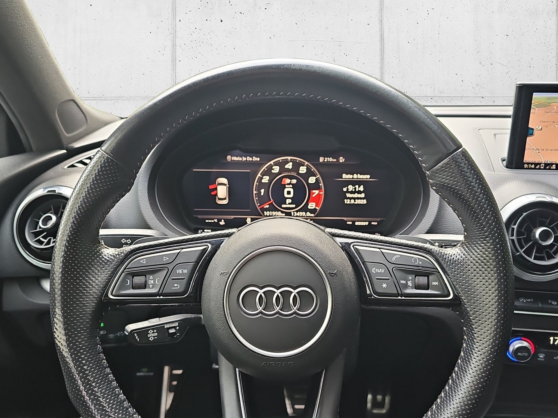 AUDI S3 Sportback 2.0 TFSI quattro S-tronic-image-14