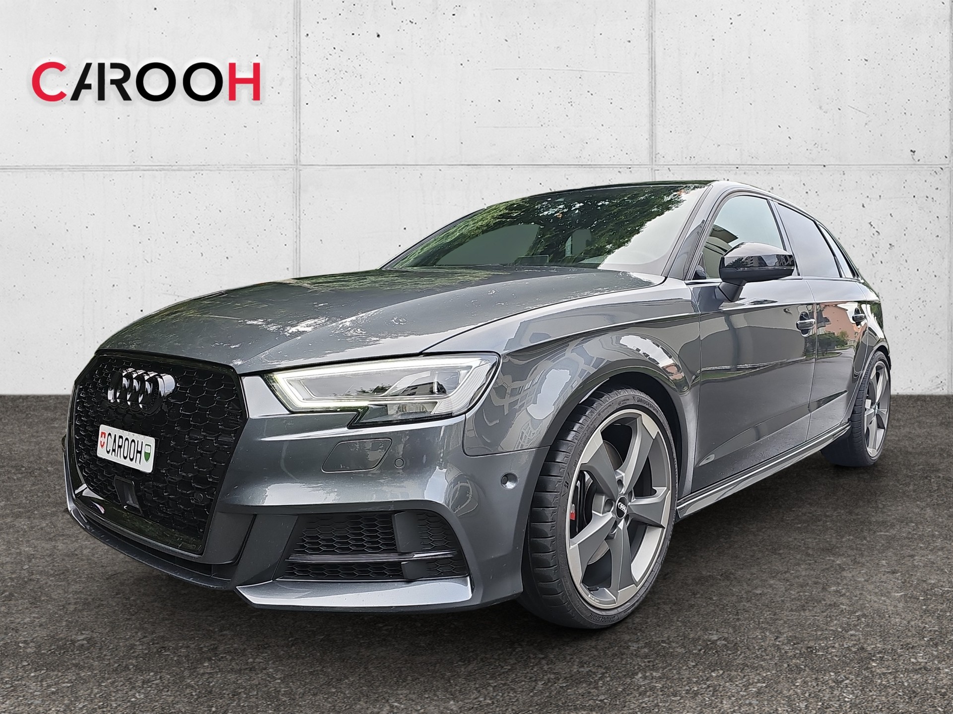 AUDI S3 Sportback 2.0 TFSI quattro S-tronic-showroom-element-2