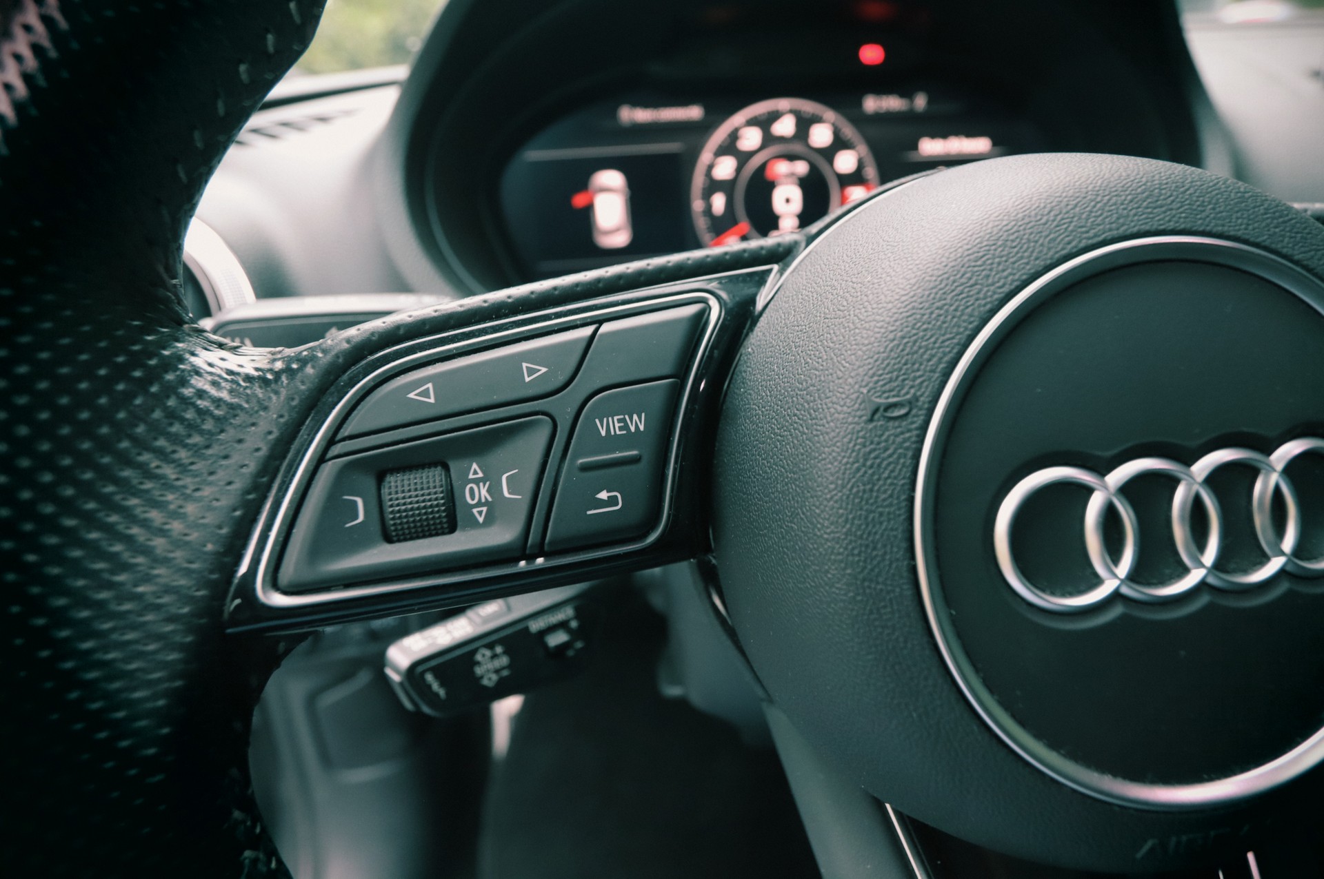 AUDI S3 Sportback 2.0 TFSI quattro S-tronic-image-15