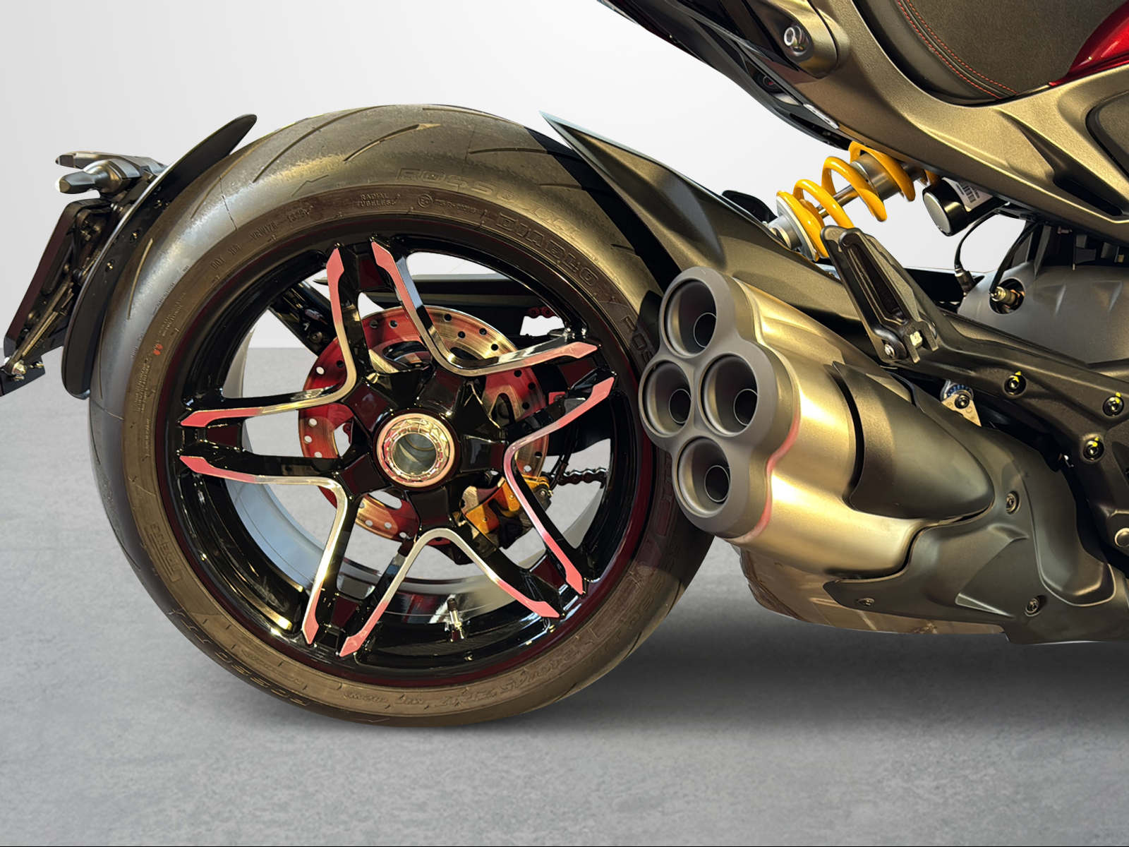 DUCATI XDiavel V4-image-3