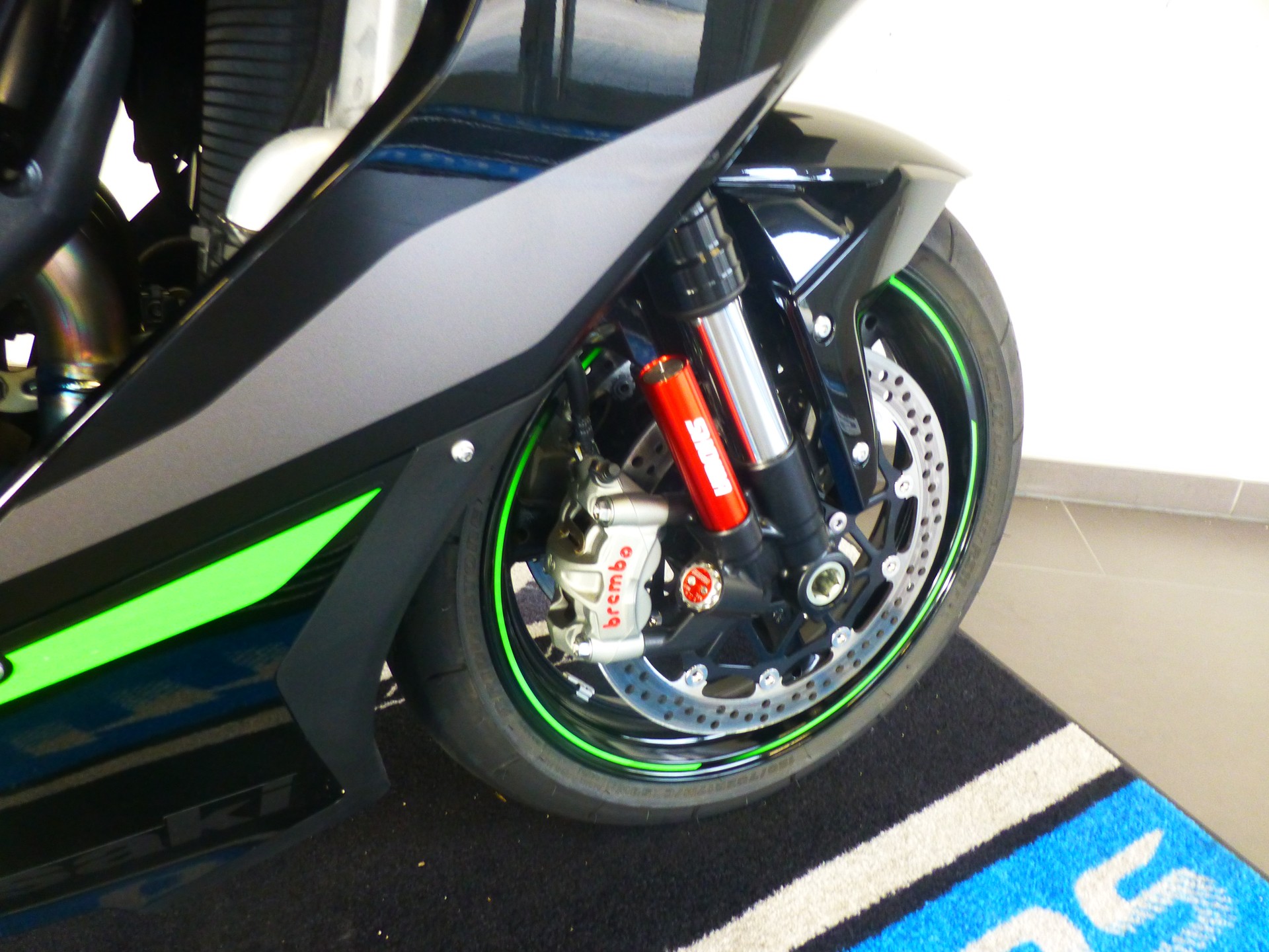 KAWASAKI Ninja ZX-10R-image-10