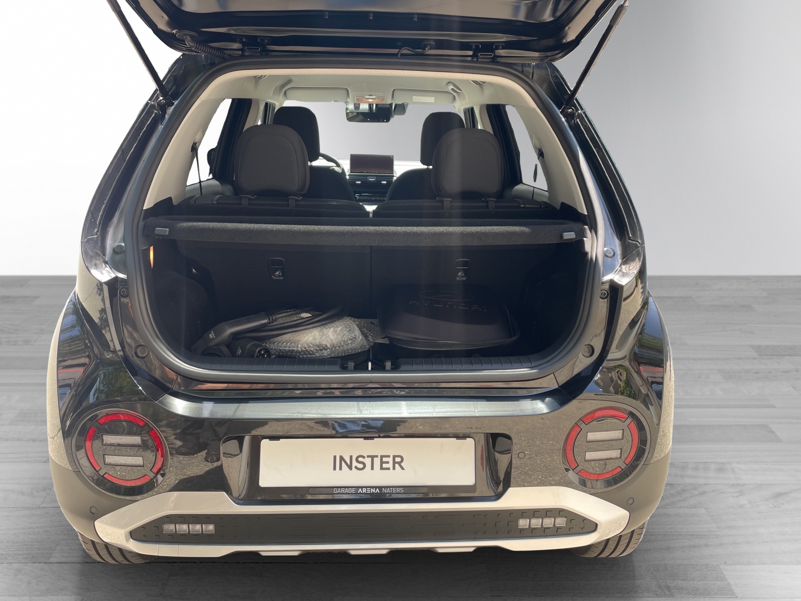 HYUNDAI Inster 49kWh Amplia-image-6