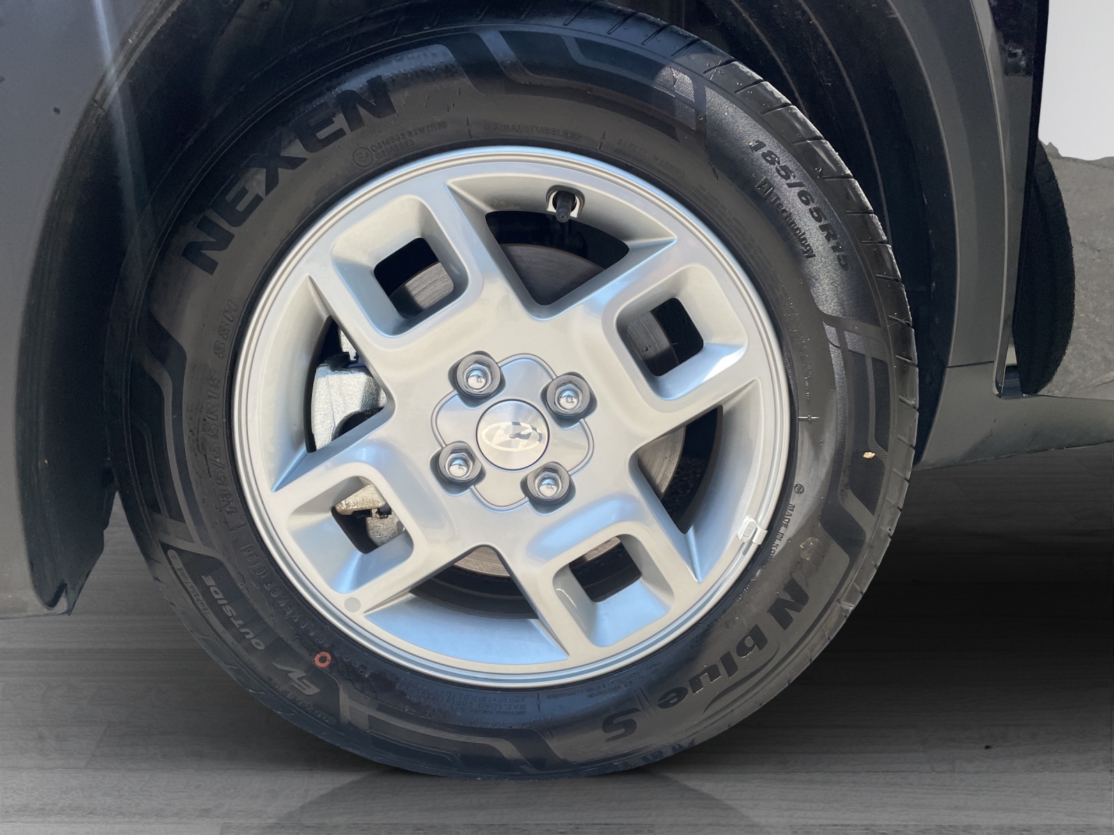 HYUNDAI Inster 49kWh Amplia-image-12