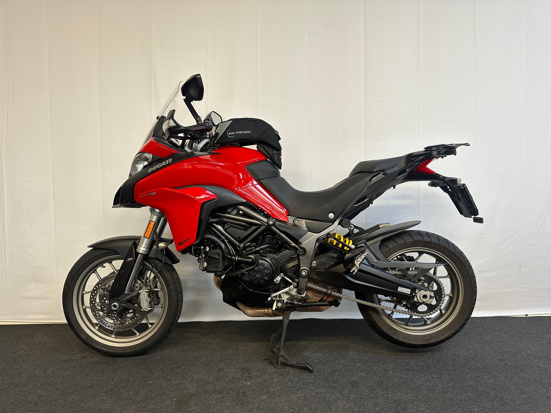 DUCATI Multistrada 950-showroom-element-3