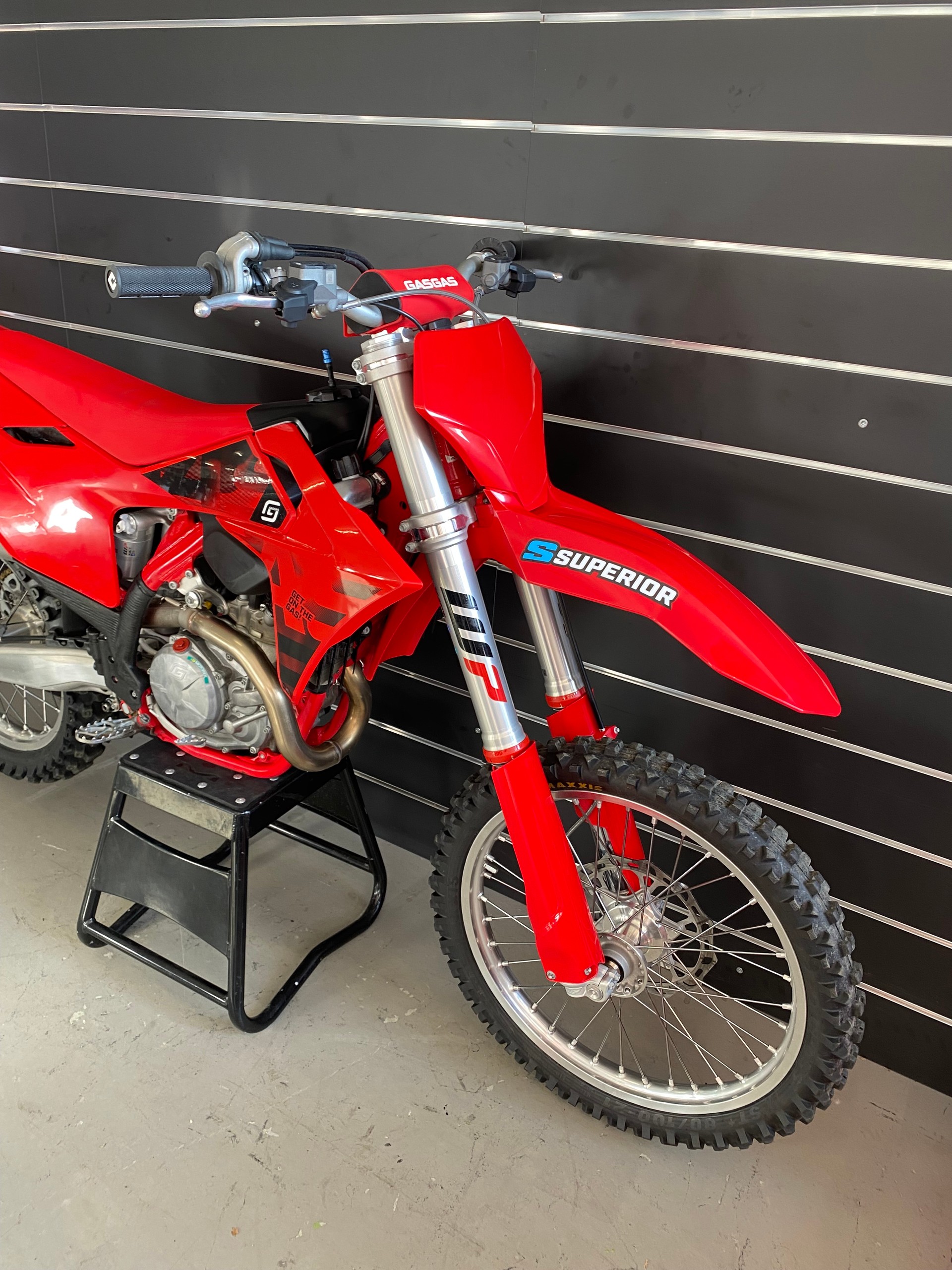 GASGAS MC 450F 2024-showroom-element-1