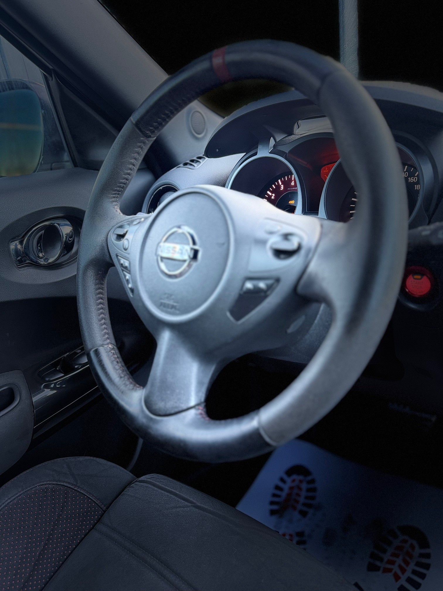 NISSAN Juke 1.6 DIG-T Nismo 4x4 Xtronic M-CVT-image-13