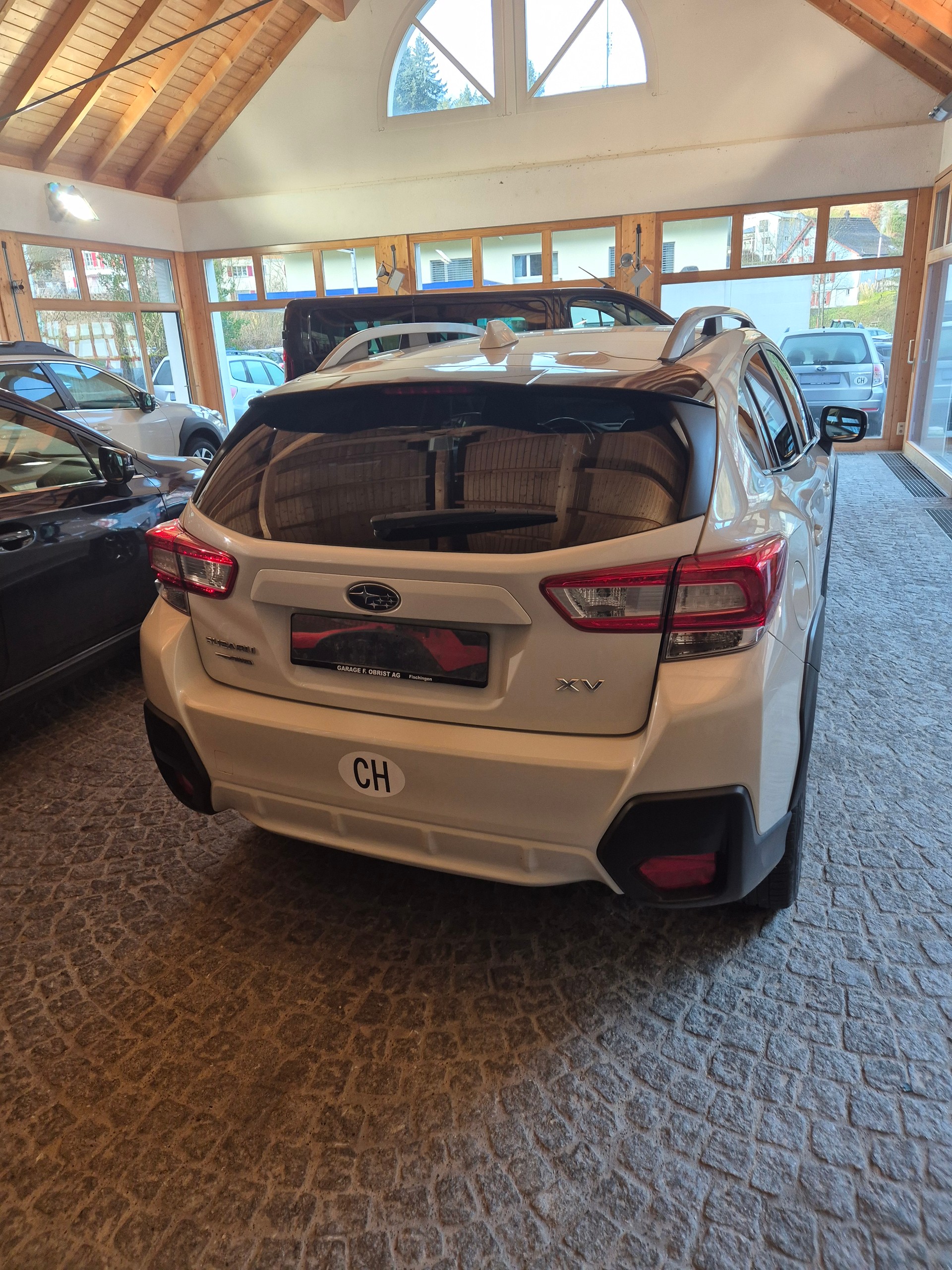 SUBARU XV 2.0 Swiss Plus AWD Lineartronic-image-5