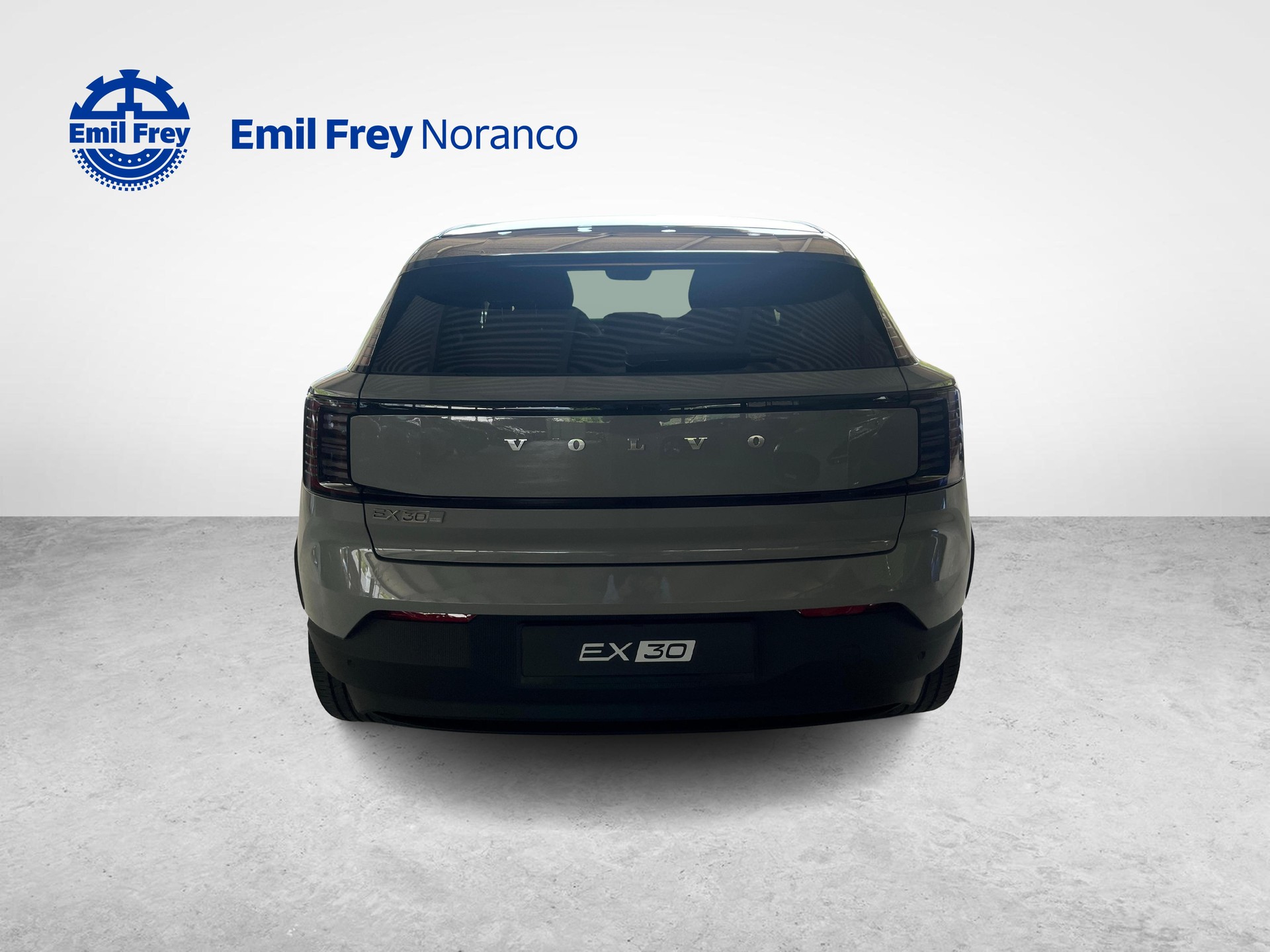 VOLVO EX30 E60 Ultra-showroom-element-3