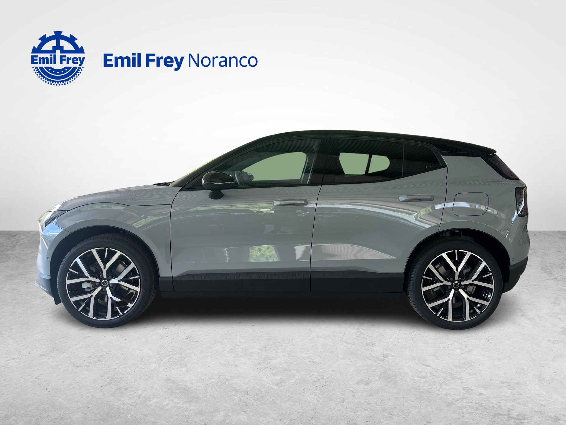 VOLVO EX30 E60 Ultra-showroom-element-1