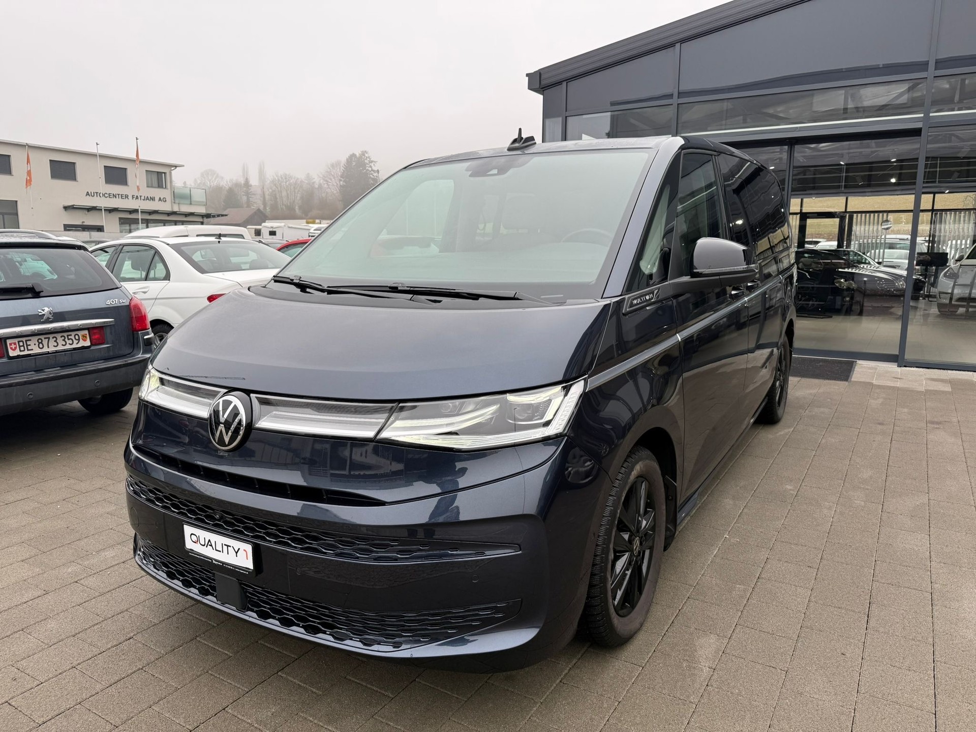 VW Multivan 2.0 TSI Style Liberty DSG Lang-showroom-element-2