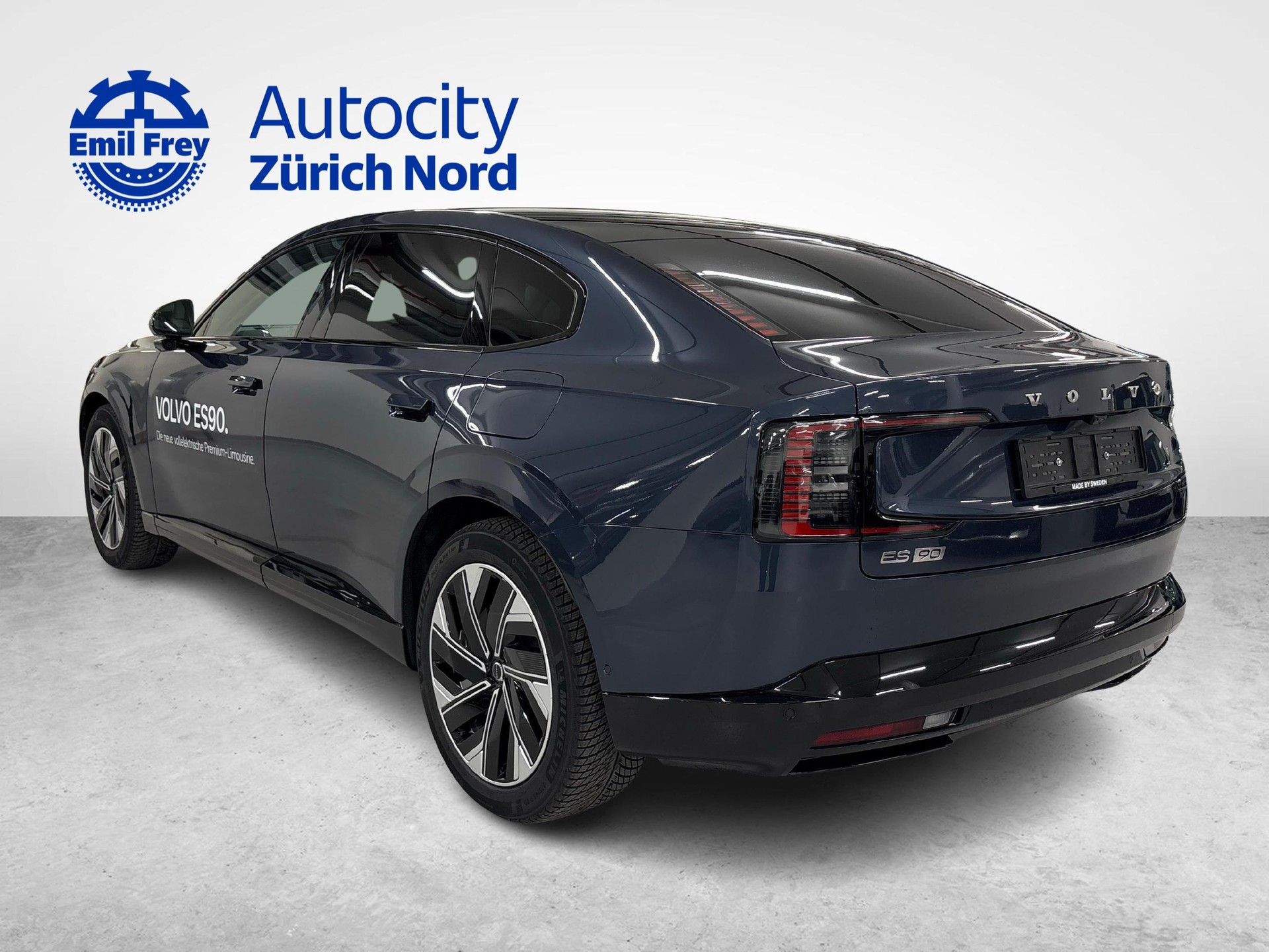 VOLVO ES90 Plus-showroom-element-2